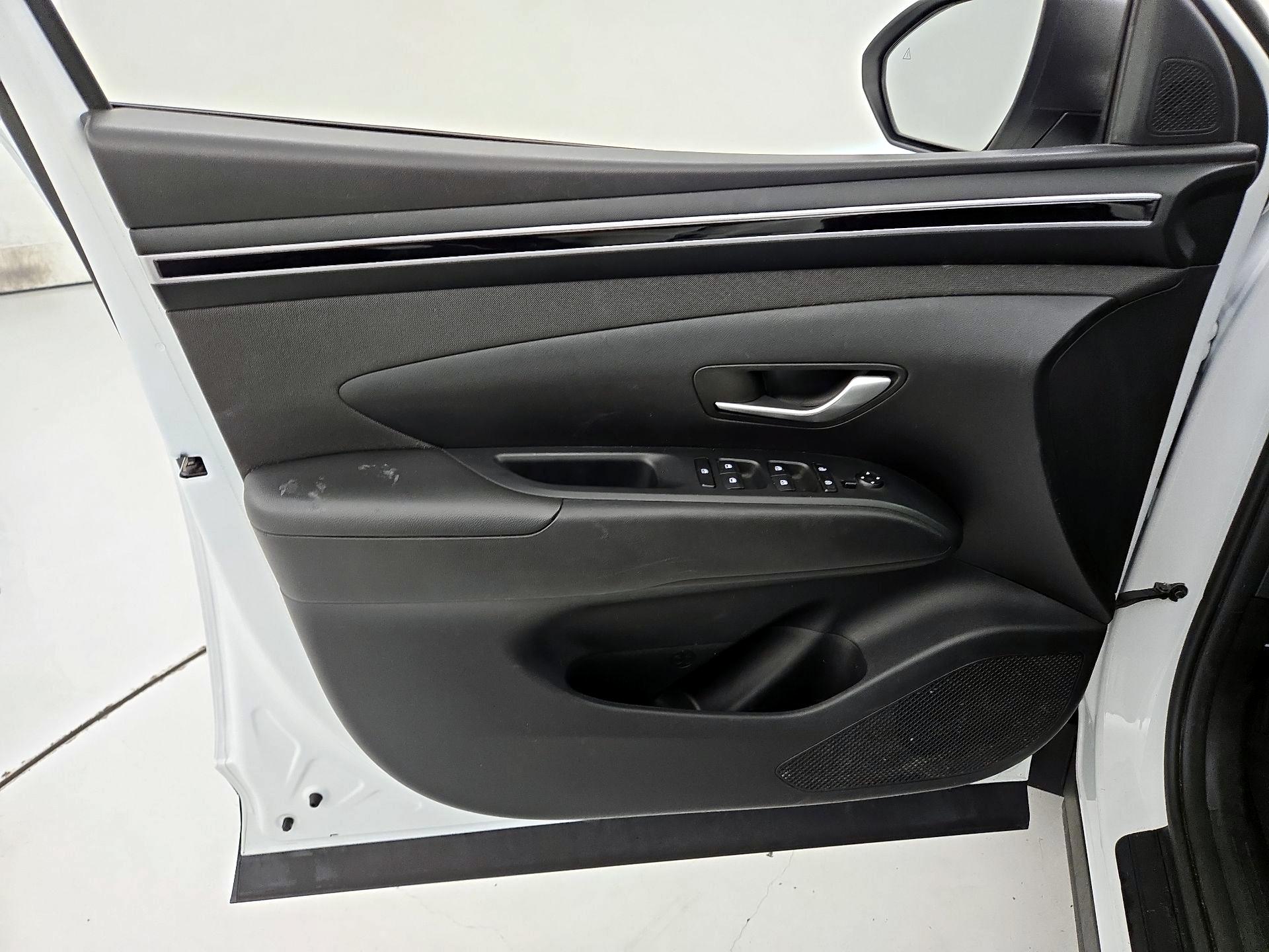 Thumbnail: 2023 Hyundai Tucson - 12