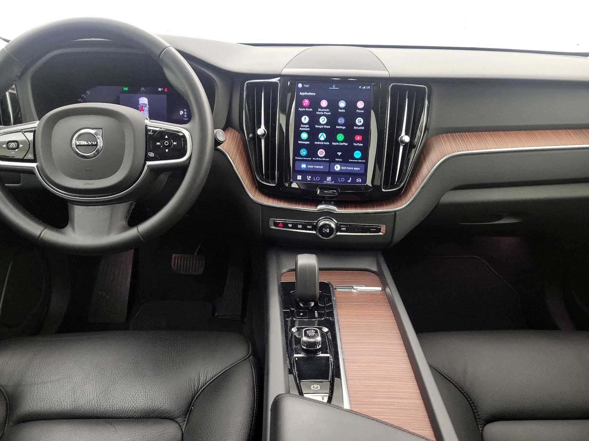 Thumbnail: 2023 Volvo XC60 - 9