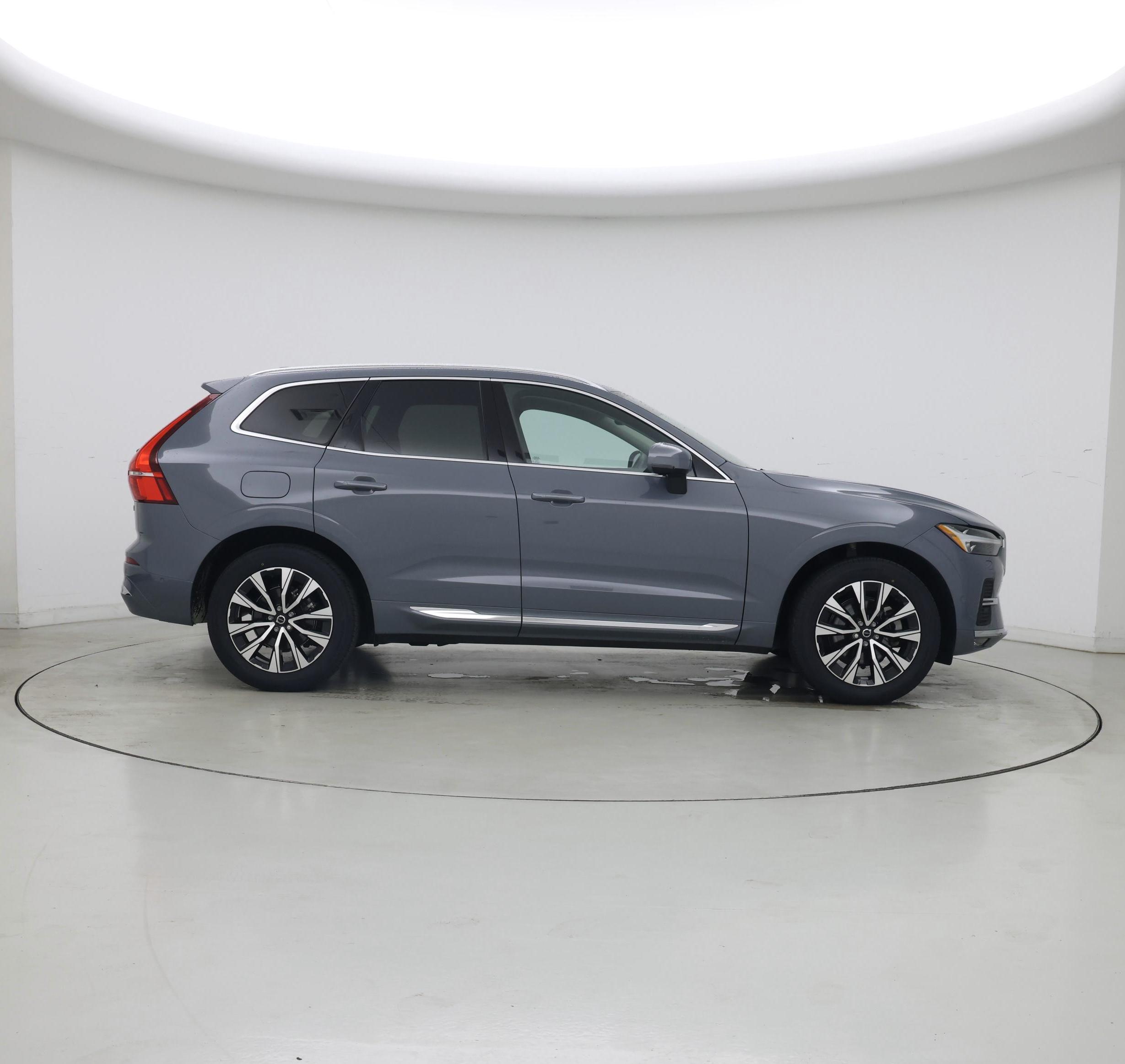 Thumbnail: 2023 Volvo XC60 - 7