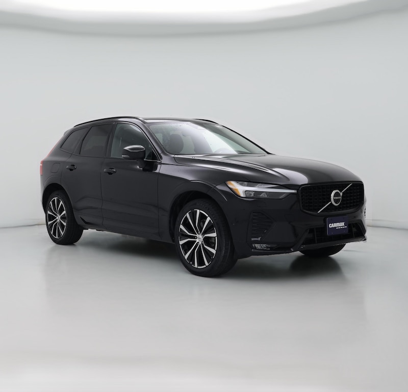 2024 Volvo XC60 B5 Plus Dark Theme