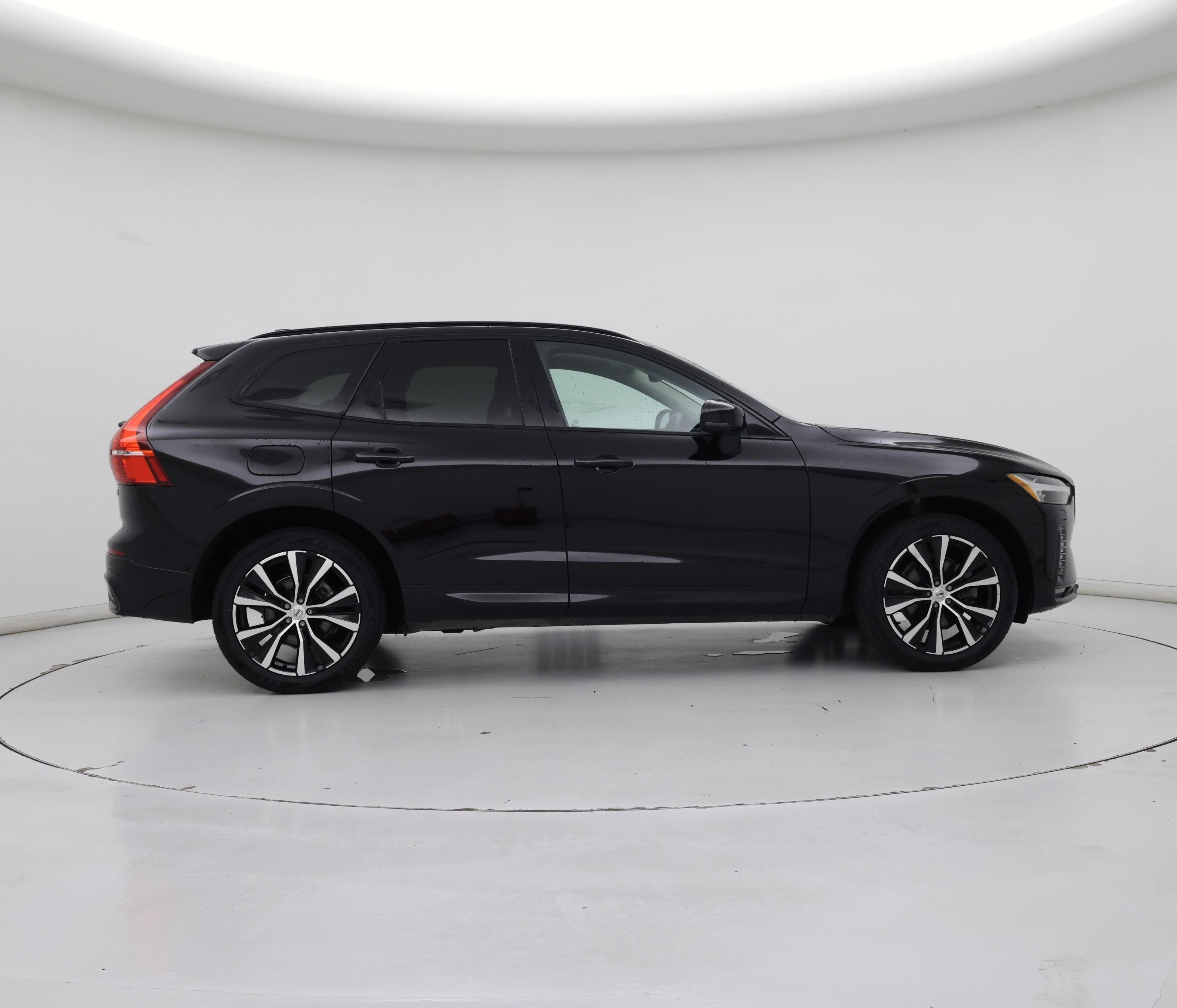 Thumbnail: 2024 Volvo XC60 - 7