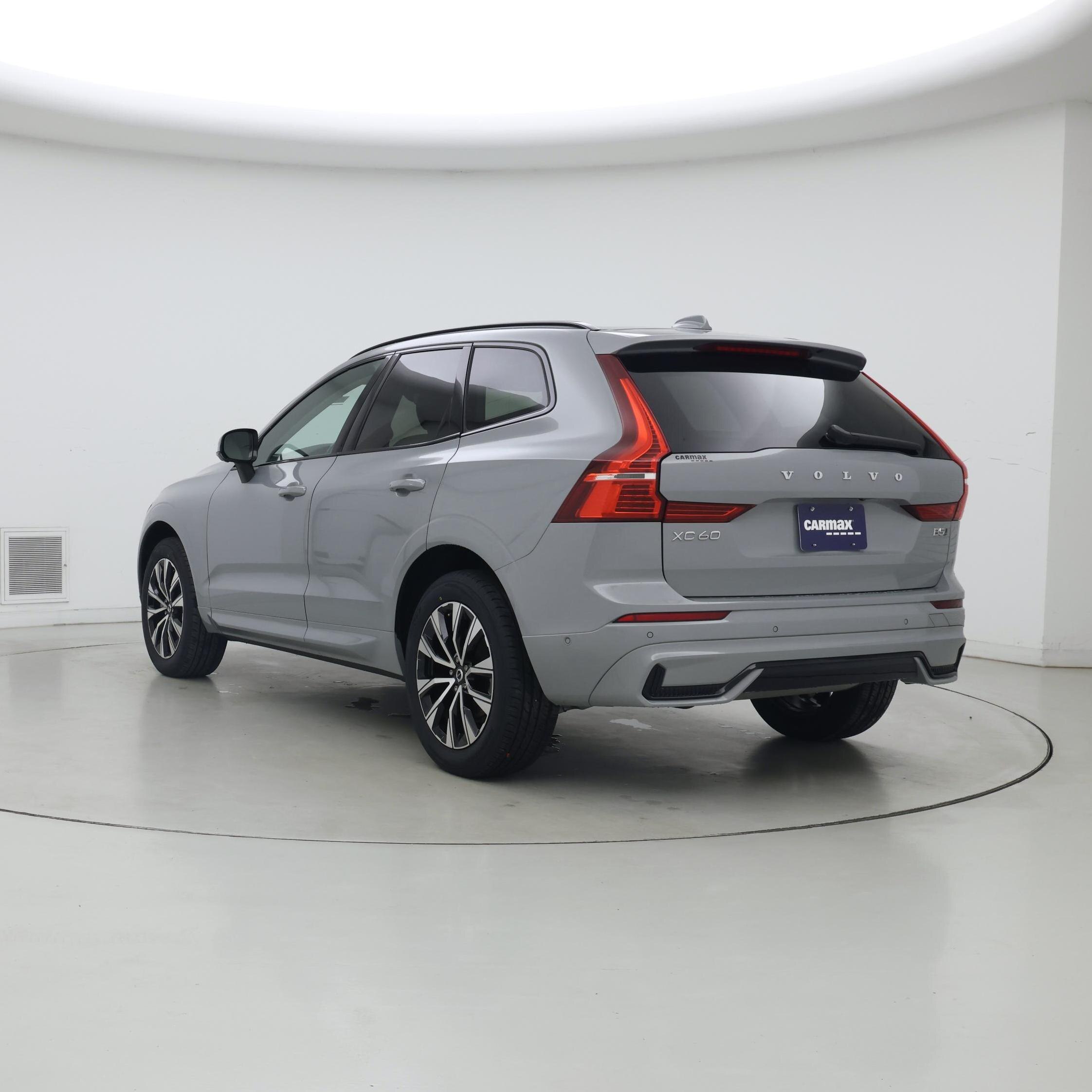 Thumbnail: 2024 Volvo XC60 - 2