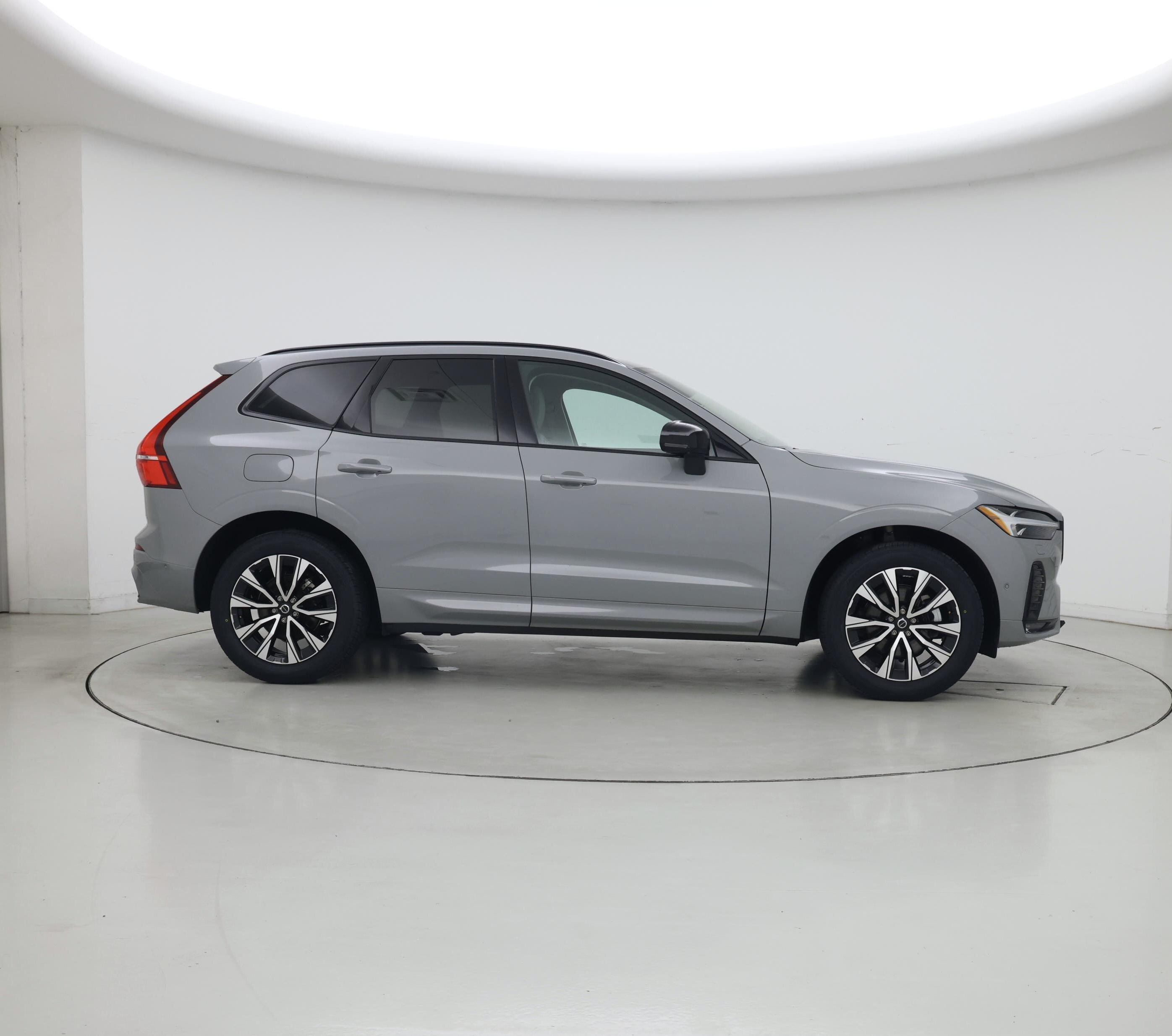 Thumbnail: 2024 Volvo XC60 - 7