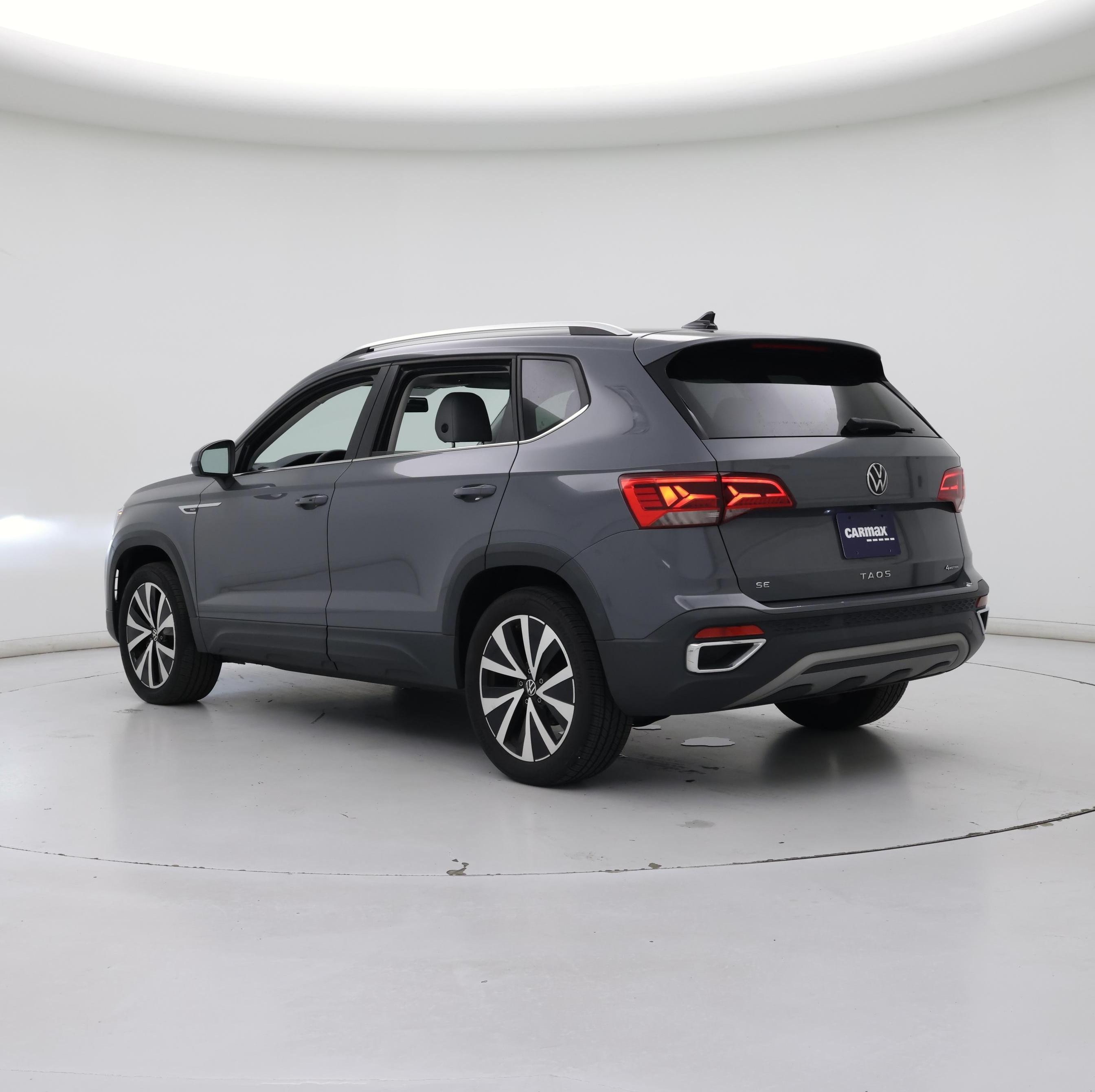 Thumbnail: 2022 Volkswagen Taos - 2