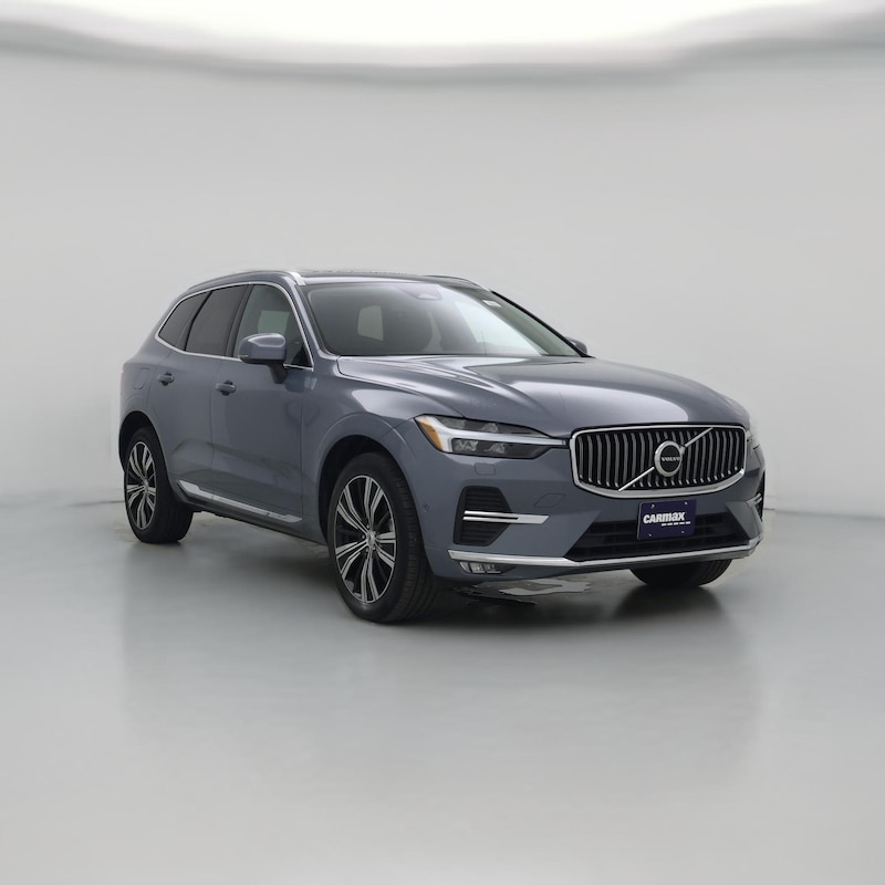 2023 Volvo XC60 B5 Plus Bright Theme