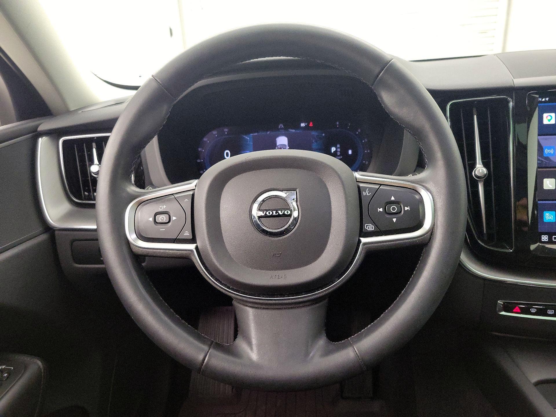 Thumbnail: 2024 Volvo XC60 - 10