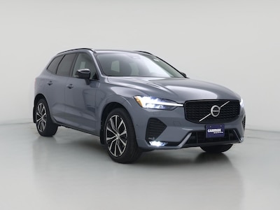 2023 Volvo XC60 B5 Plus Dark Theme