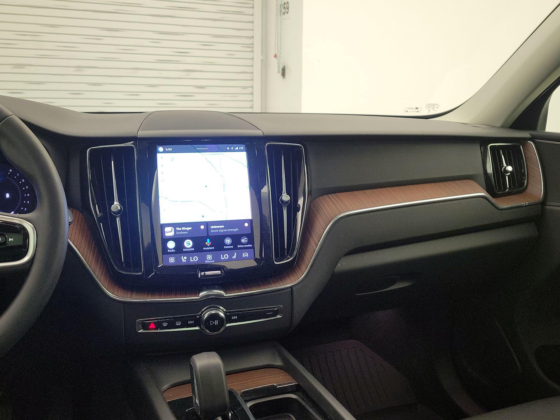 Thumbnail: 2023 Volvo XC60 - 9