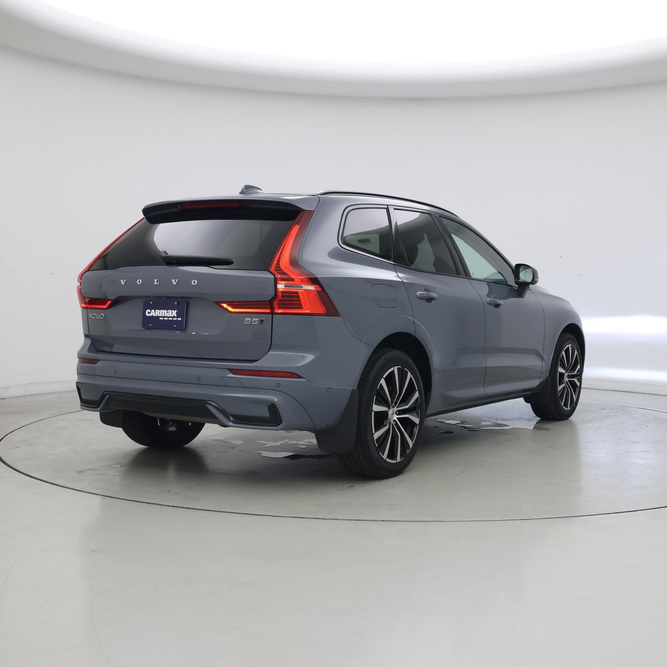 Thumbnail: 2023 Volvo XC60 - 8
