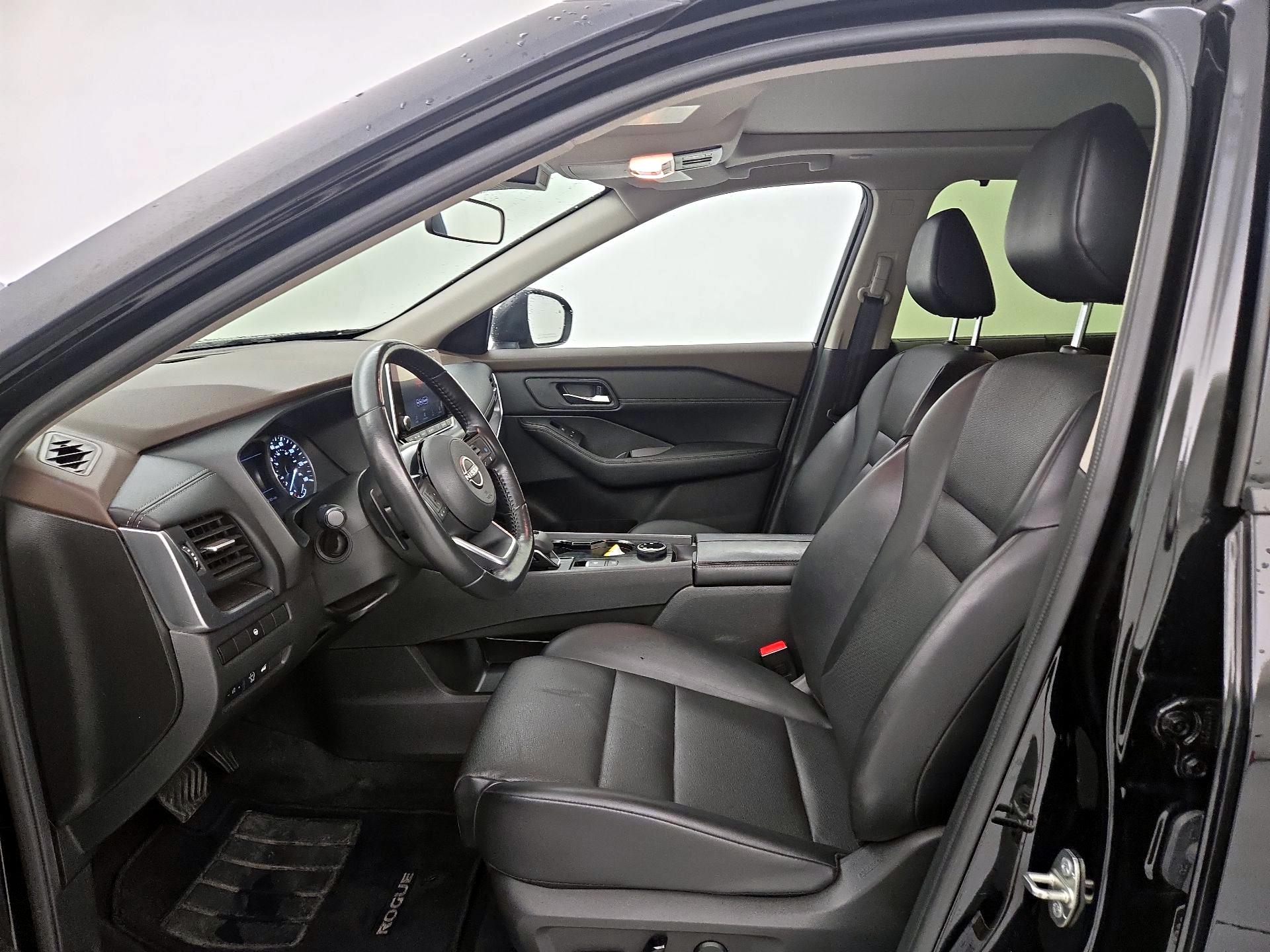 Thumbnail: 2023 Nissan Rogue - 18