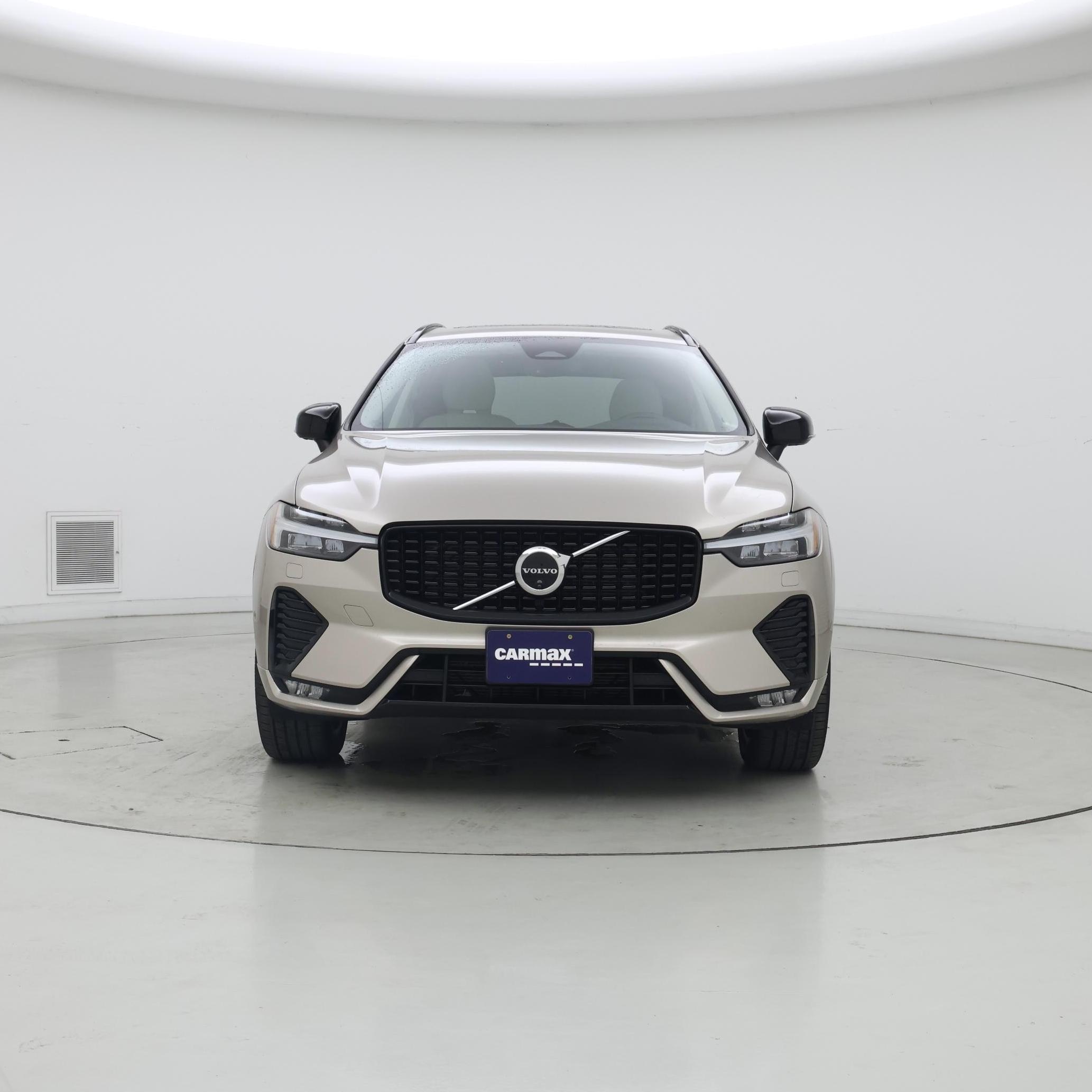 Thumbnail: 2025 Volvo XC60 - 5