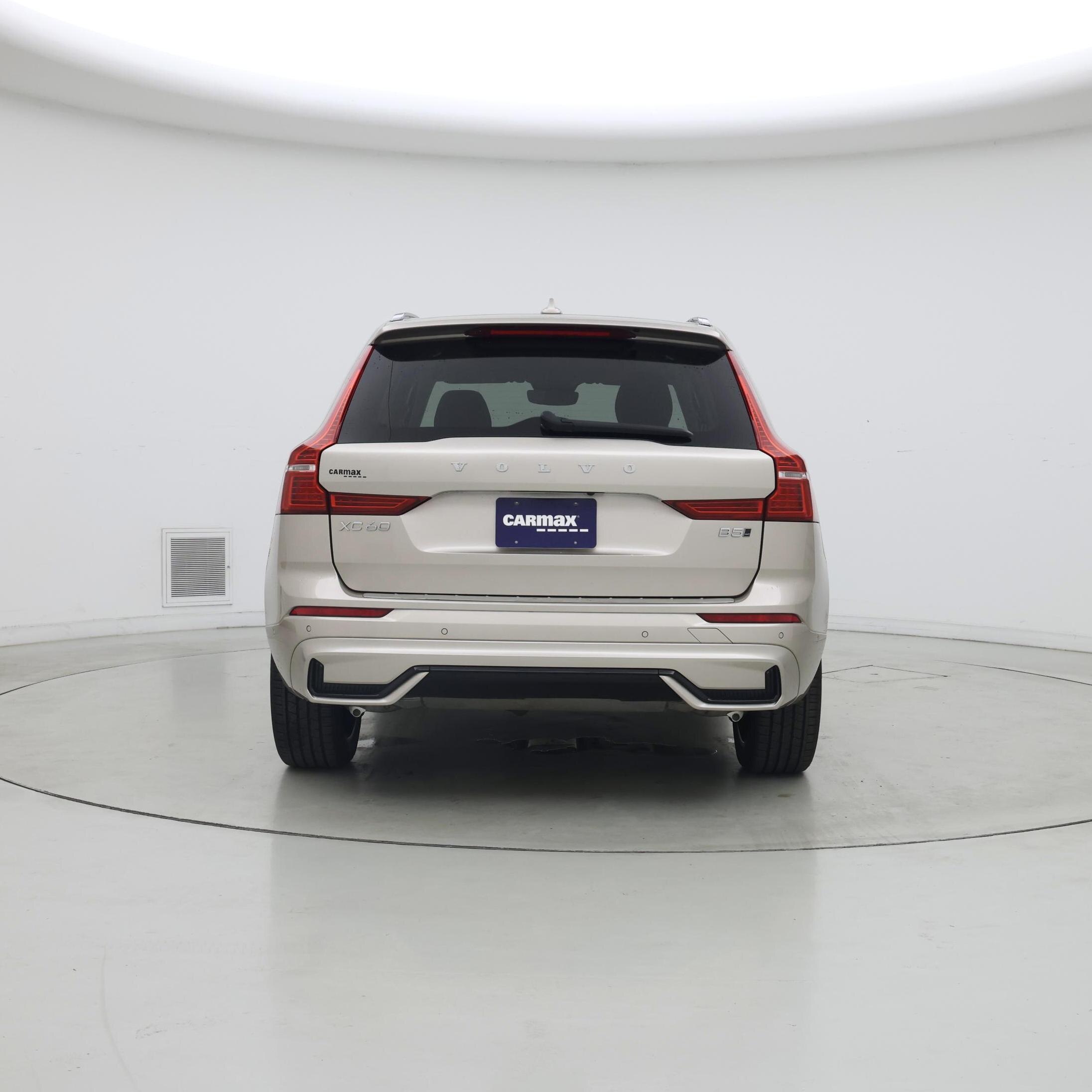 Thumbnail: 2025 Volvo XC60 - 6