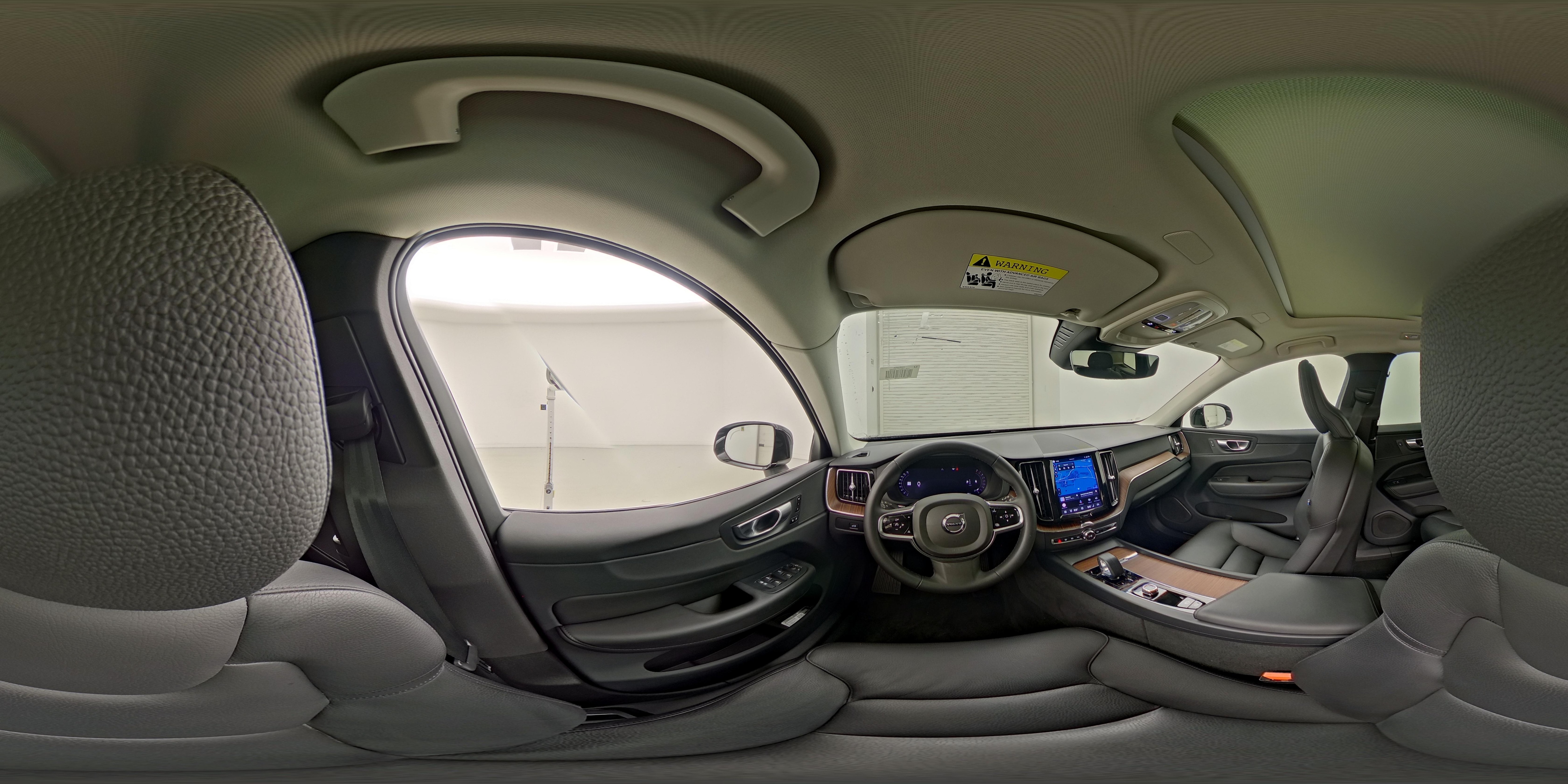 2023 Volvo XC60 Plus - Photo 29