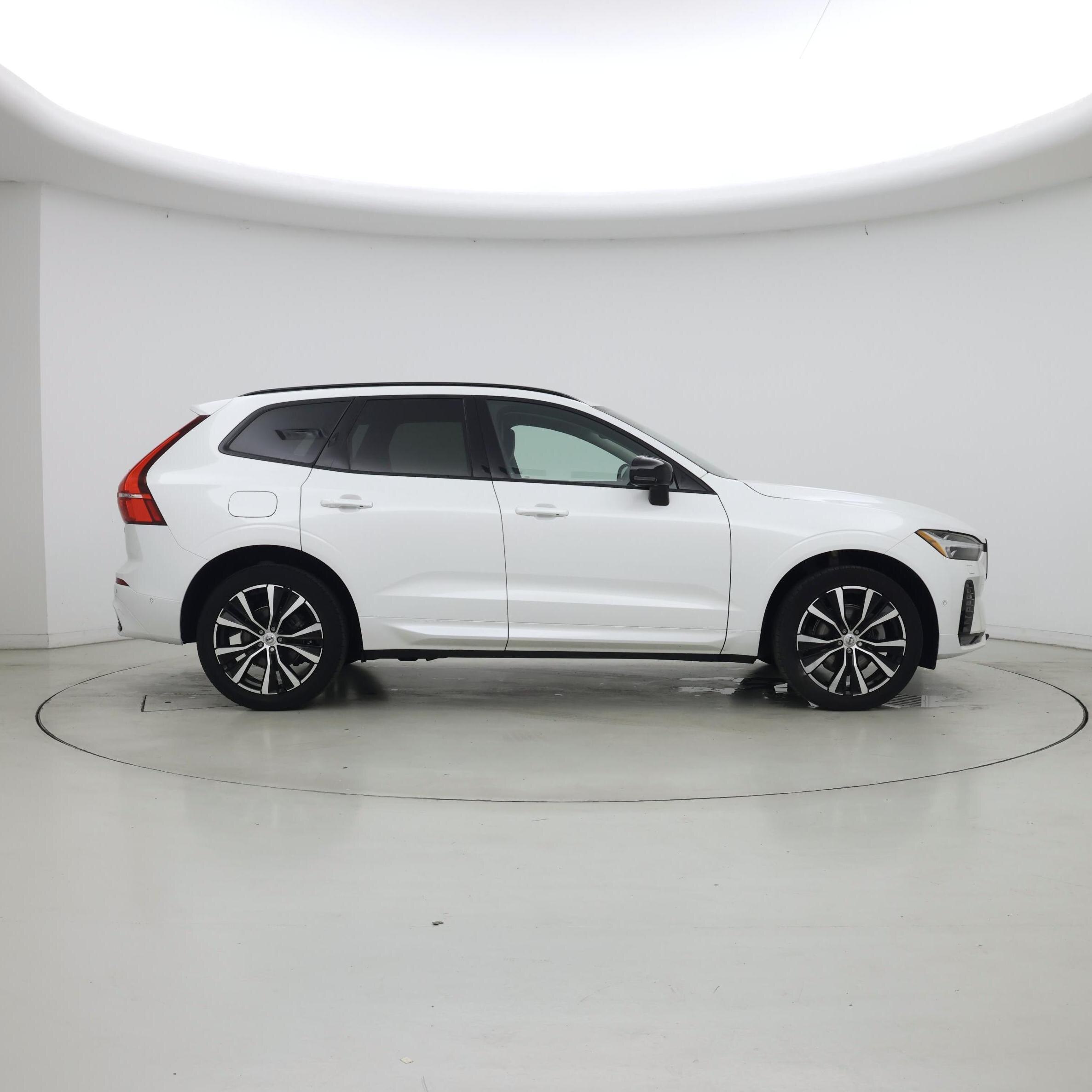 Thumbnail: 2024 Volvo XC60 - 7