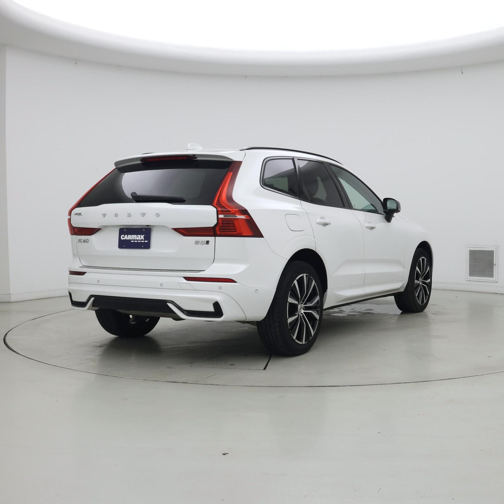 Thumbnail: 2024 Volvo XC60 - 8