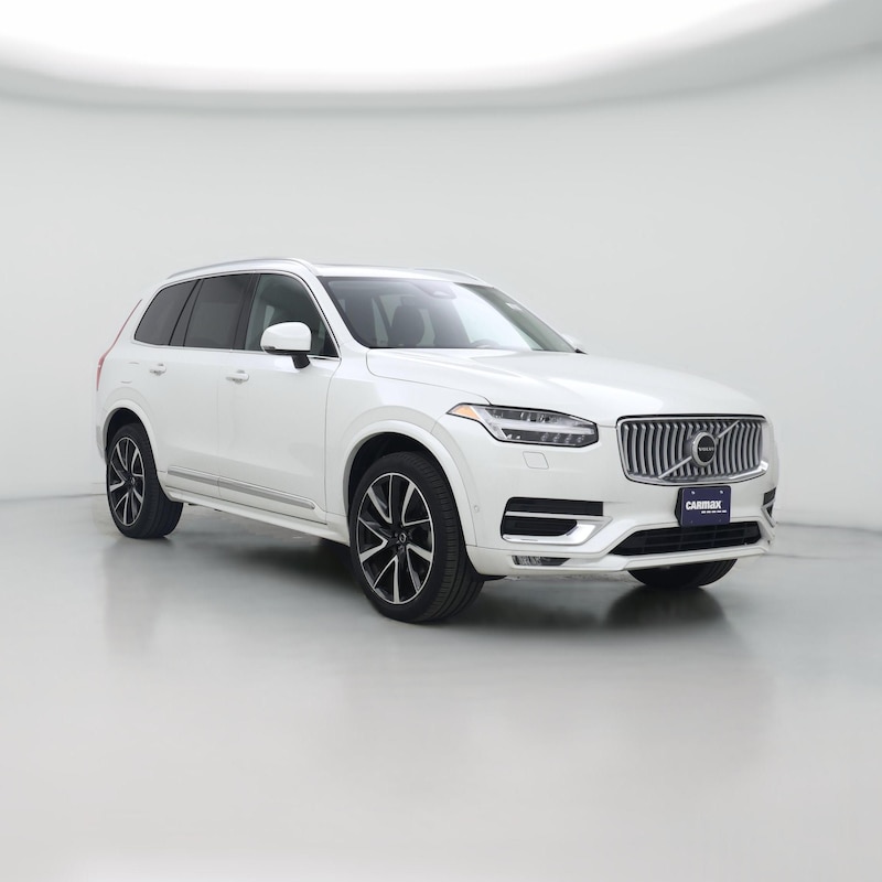 2023 Volvo XC90 B6 Plus