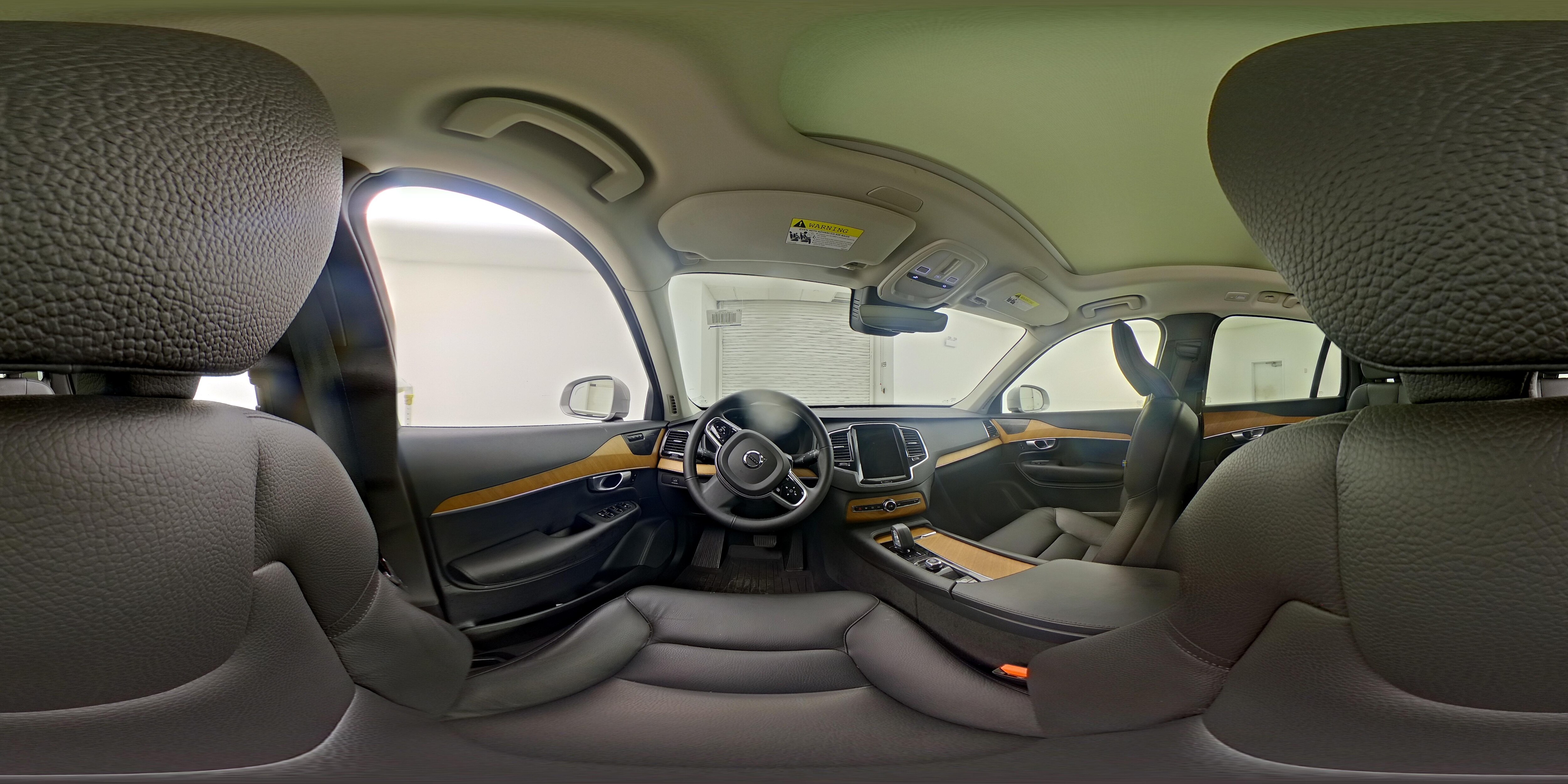 2024 Volvo XC90 Plus - Photo 30