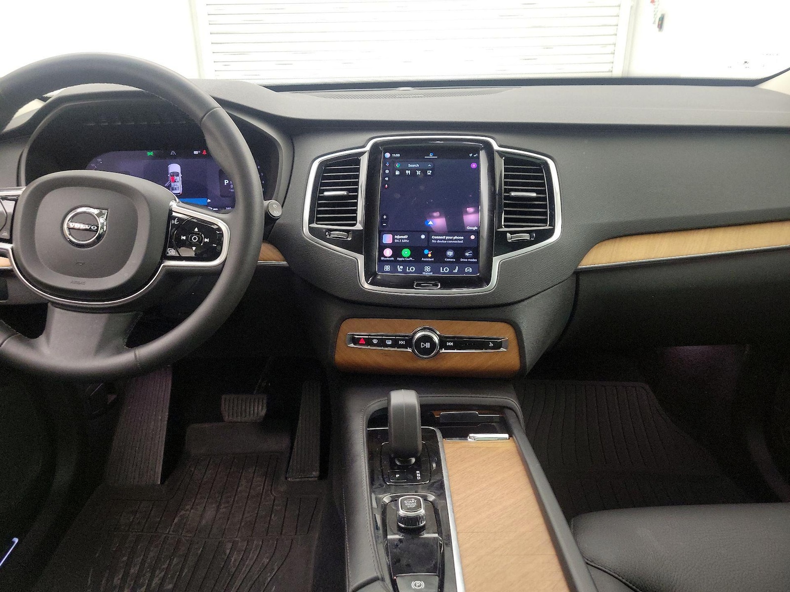 2024 Volvo XC90 Plus - Photo 10