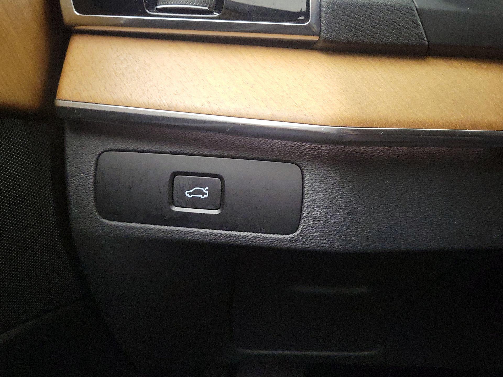 Thumbnail: 2024 Volvo XC90 - 13
