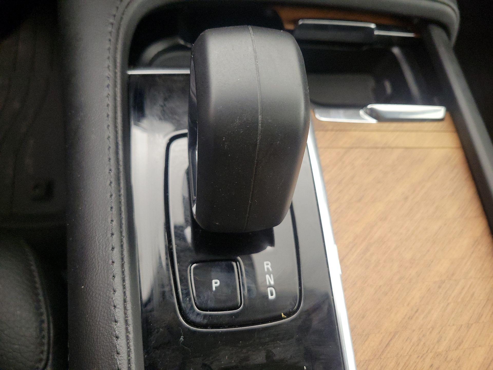 Thumbnail: 2024 Volvo XC90 - 18