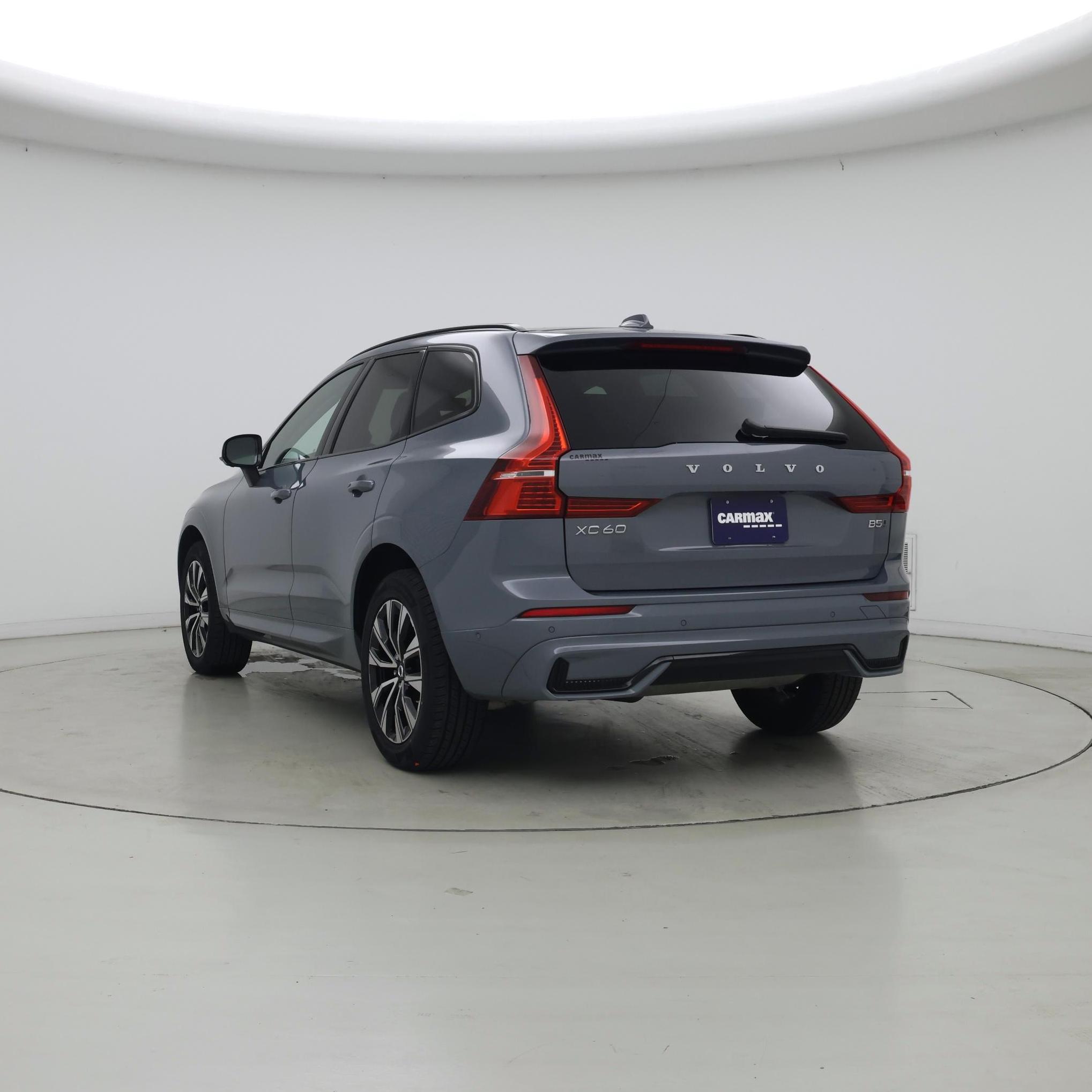Thumbnail: 2023 Volvo XC60 - 2