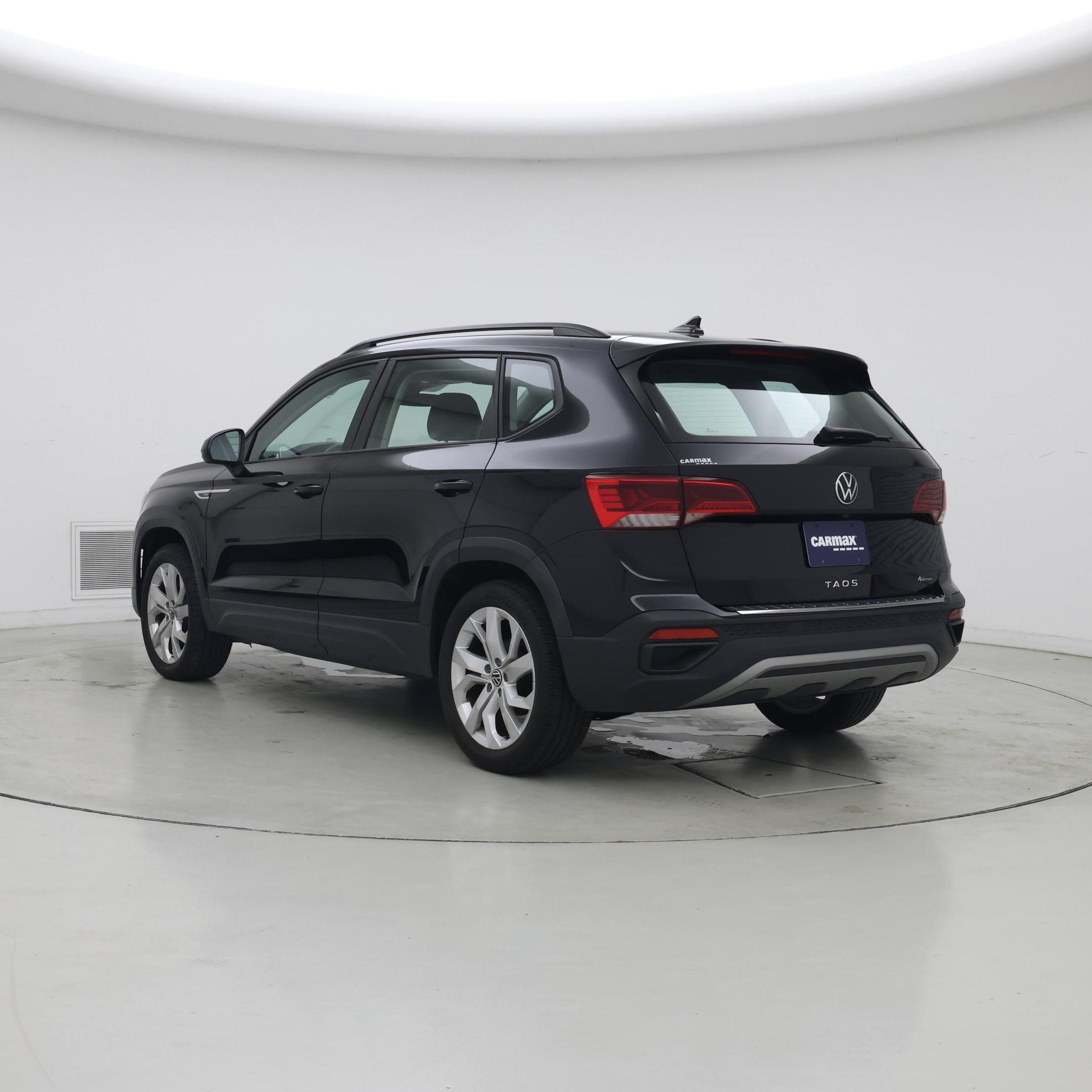 Thumbnail: 2023 Volkswagen Taos - 2