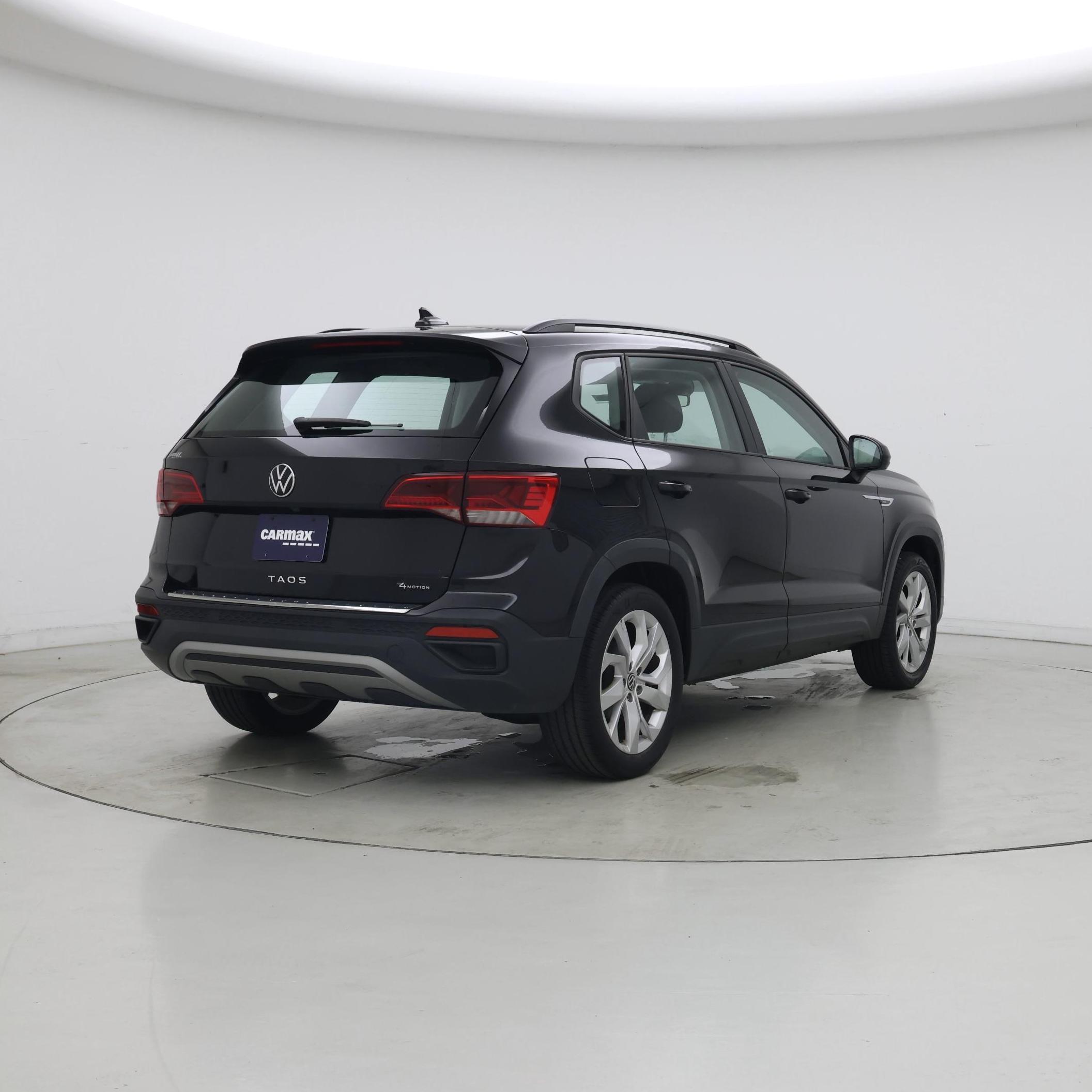 Thumbnail: 2023 Volkswagen Taos - 8