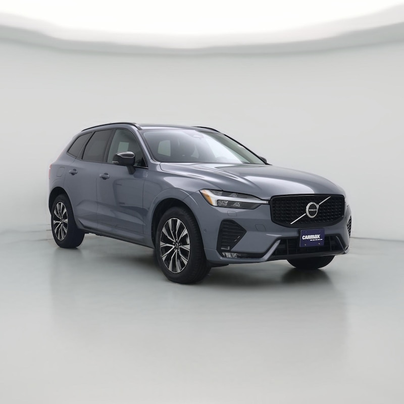 2023 Volvo XC60 B5 Plus Dark Theme
