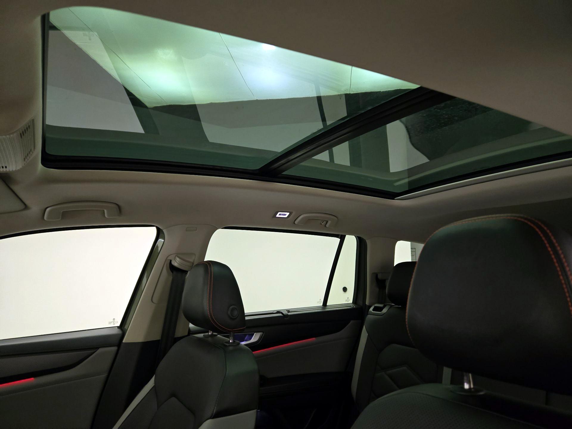 Thumbnail: 2024 Volkswagen Atlas - 20