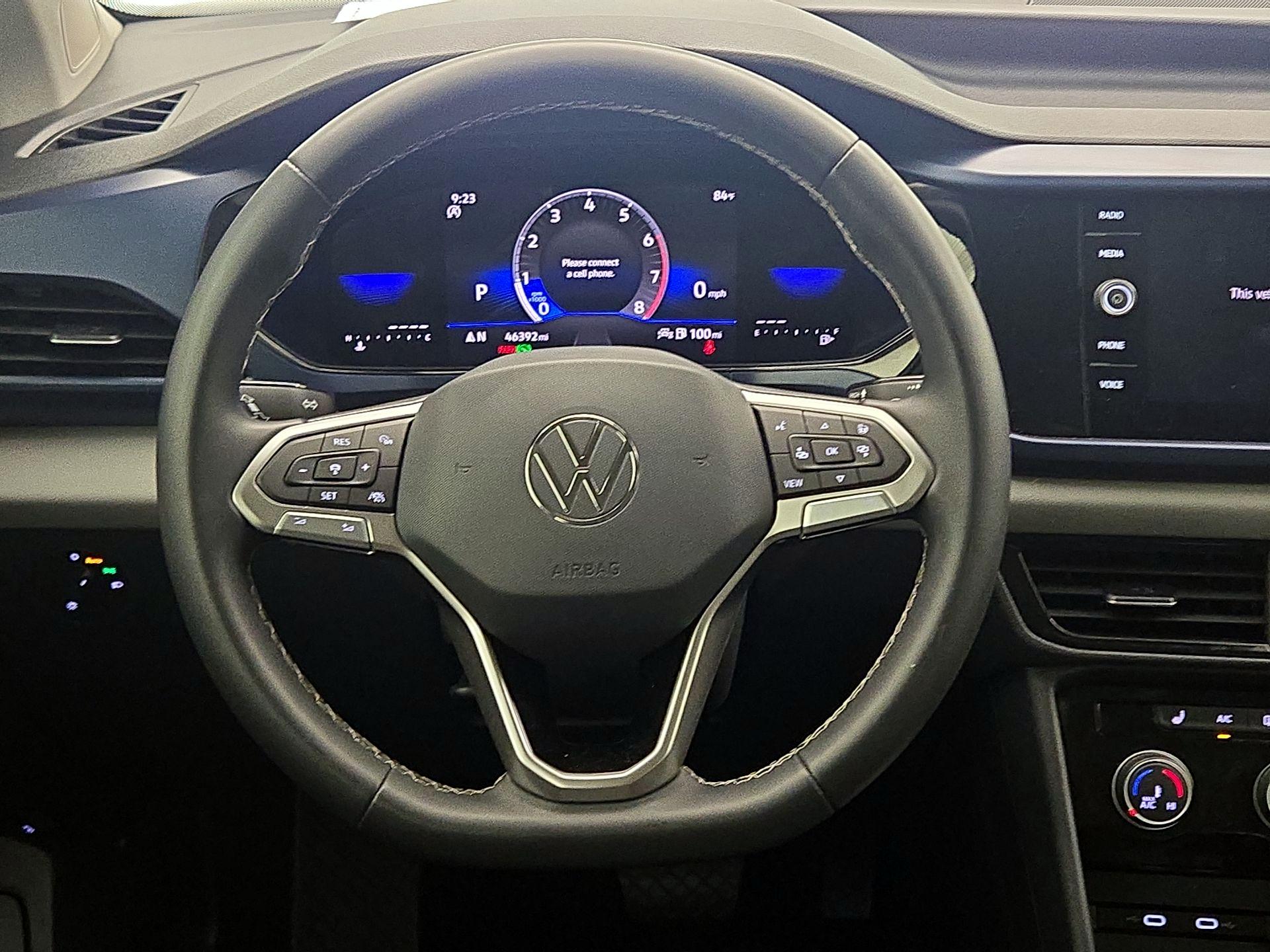 Thumbnail: 2023 Volkswagen Taos - 10
