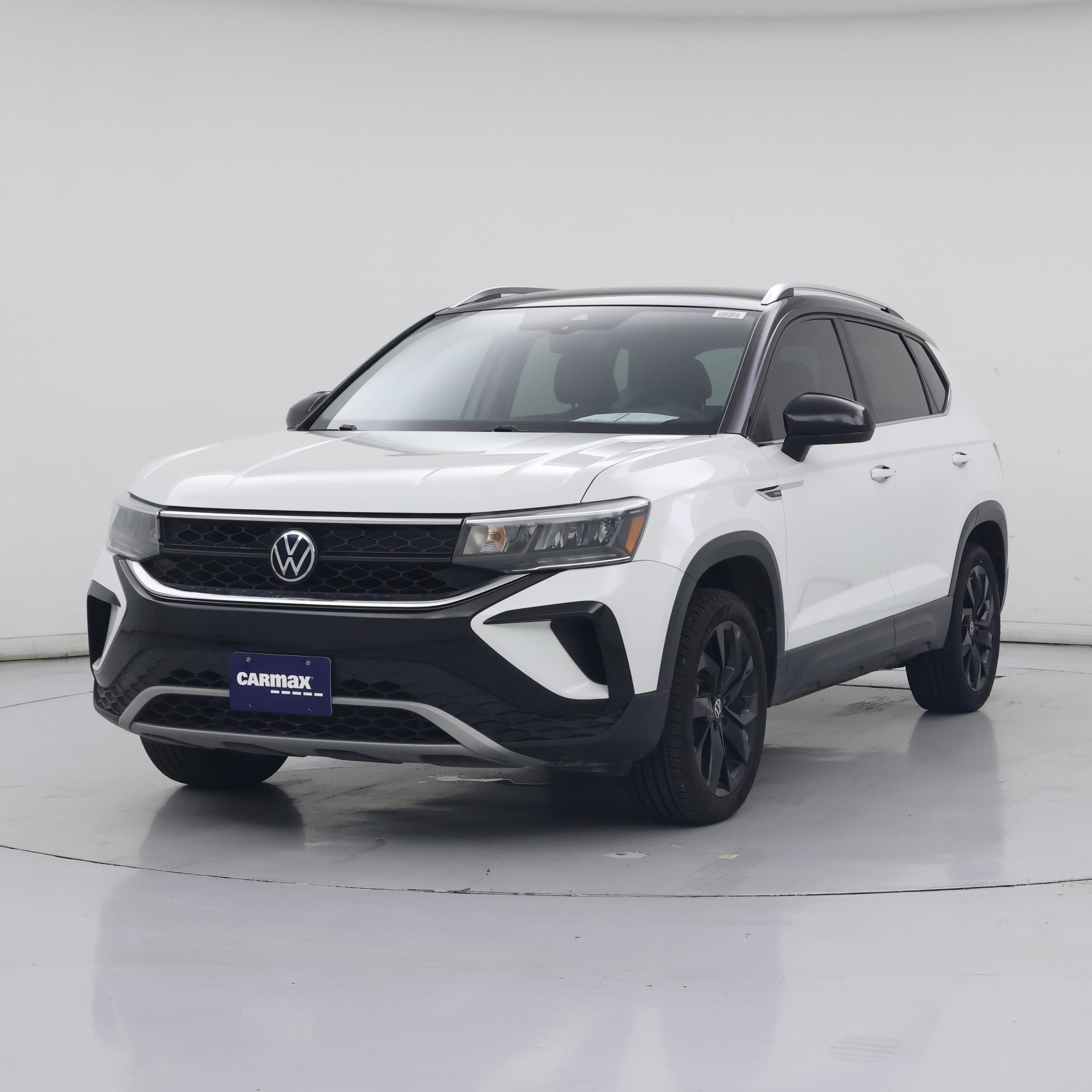 Thumbnail: 2023 Volkswagen Taos - 4