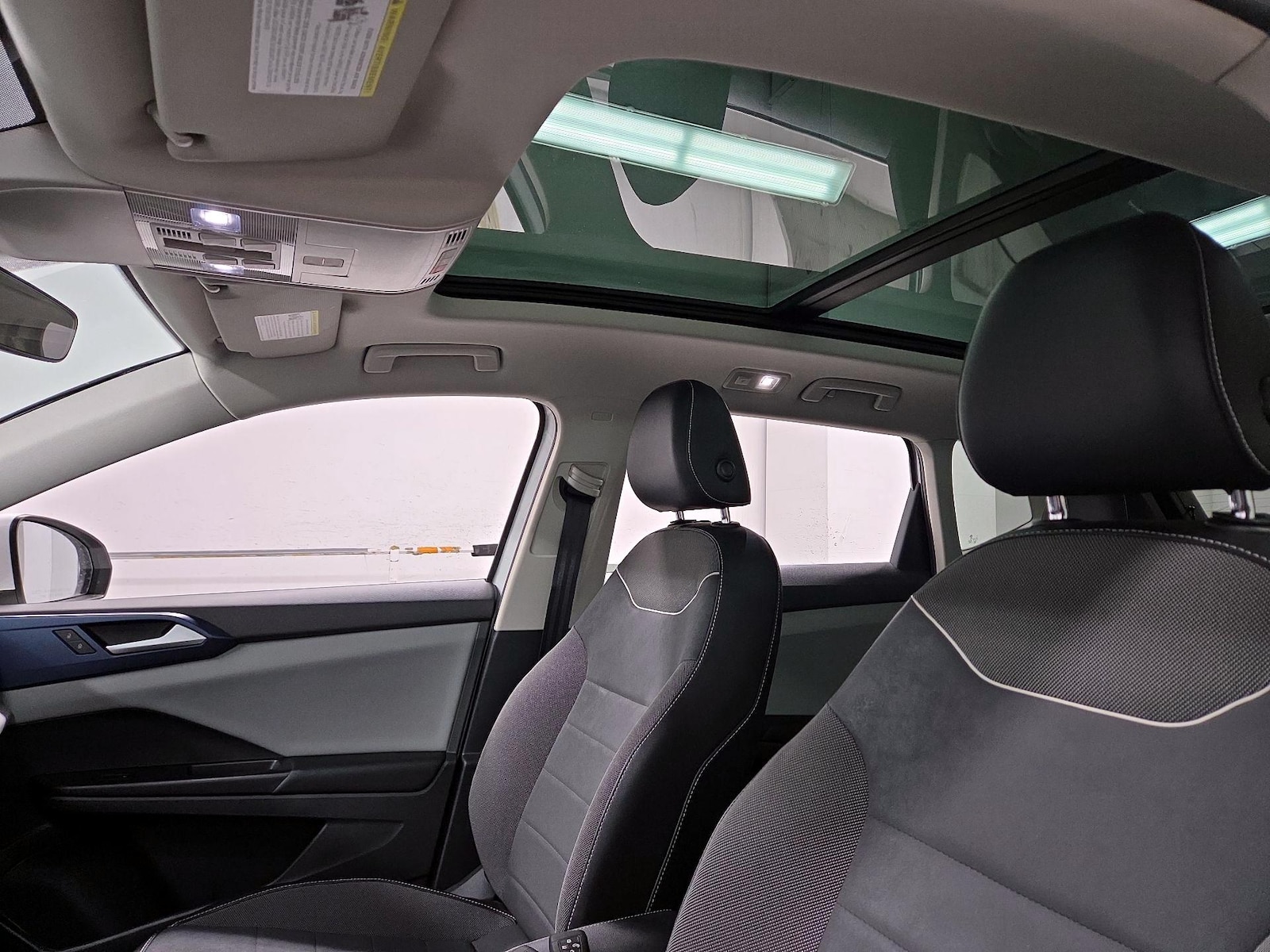 2023 Volkswagen Taos SE - Photo 20