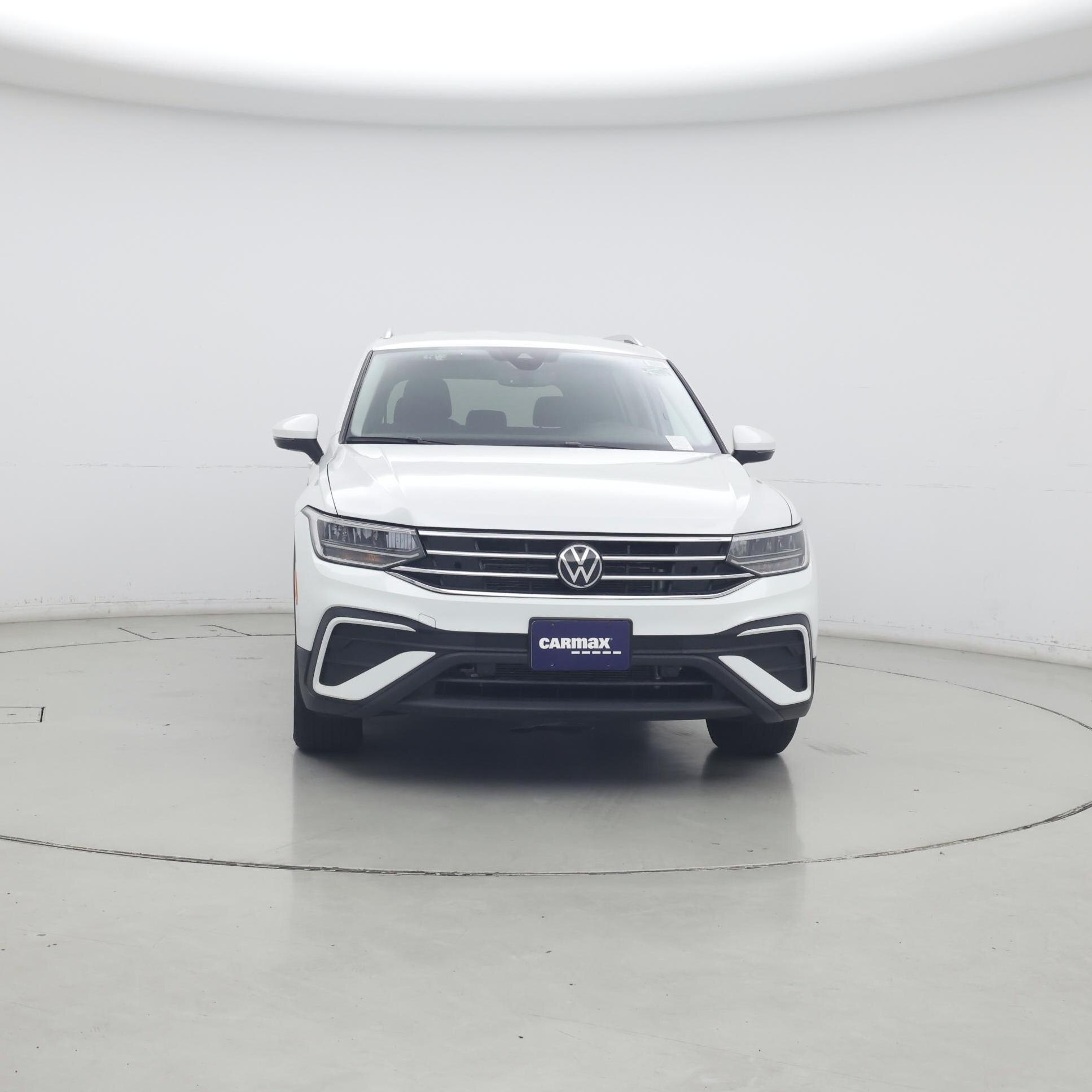 Thumbnail: 2023 Volkswagen Tiguan - 5
