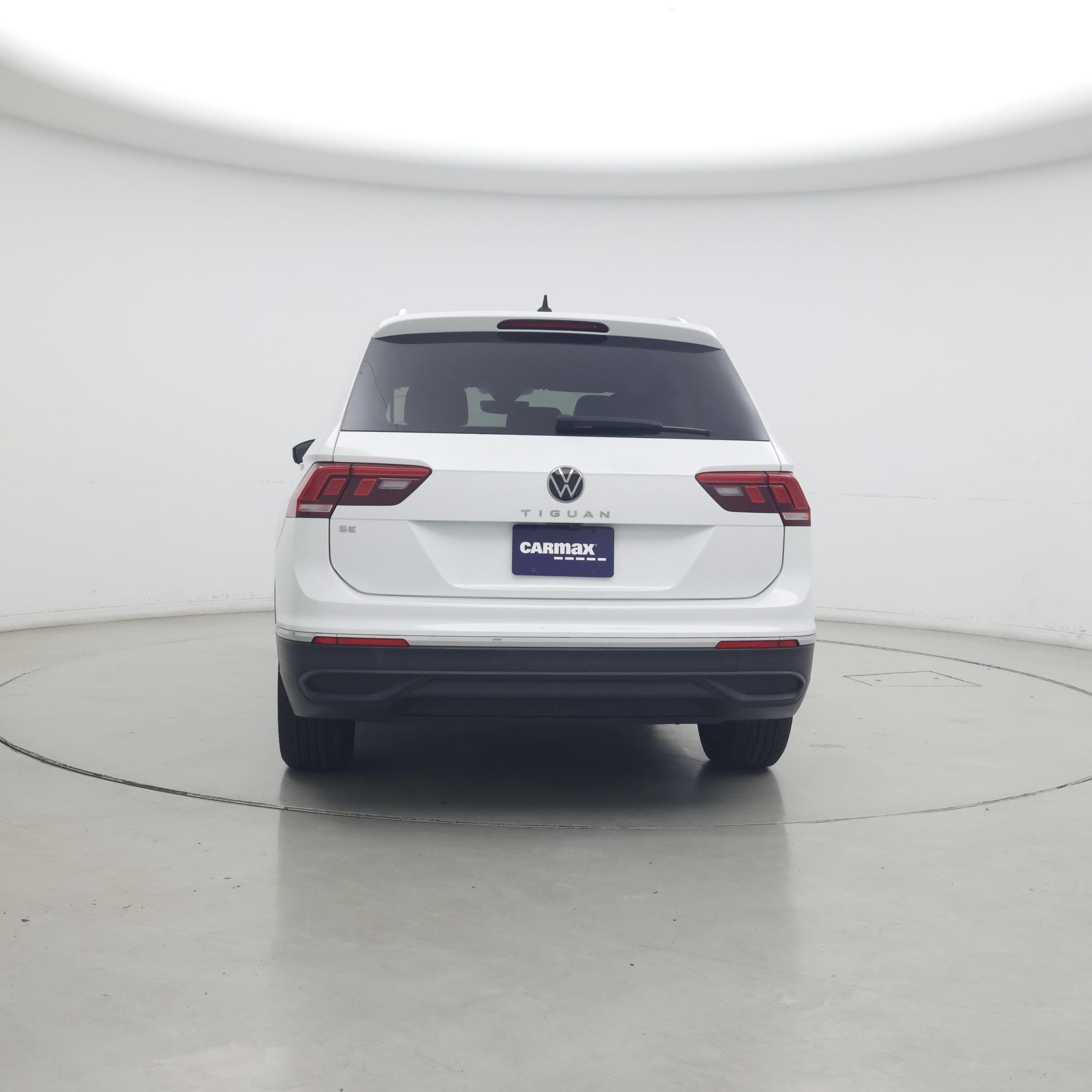 Thumbnail: 2023 Volkswagen Tiguan - 6