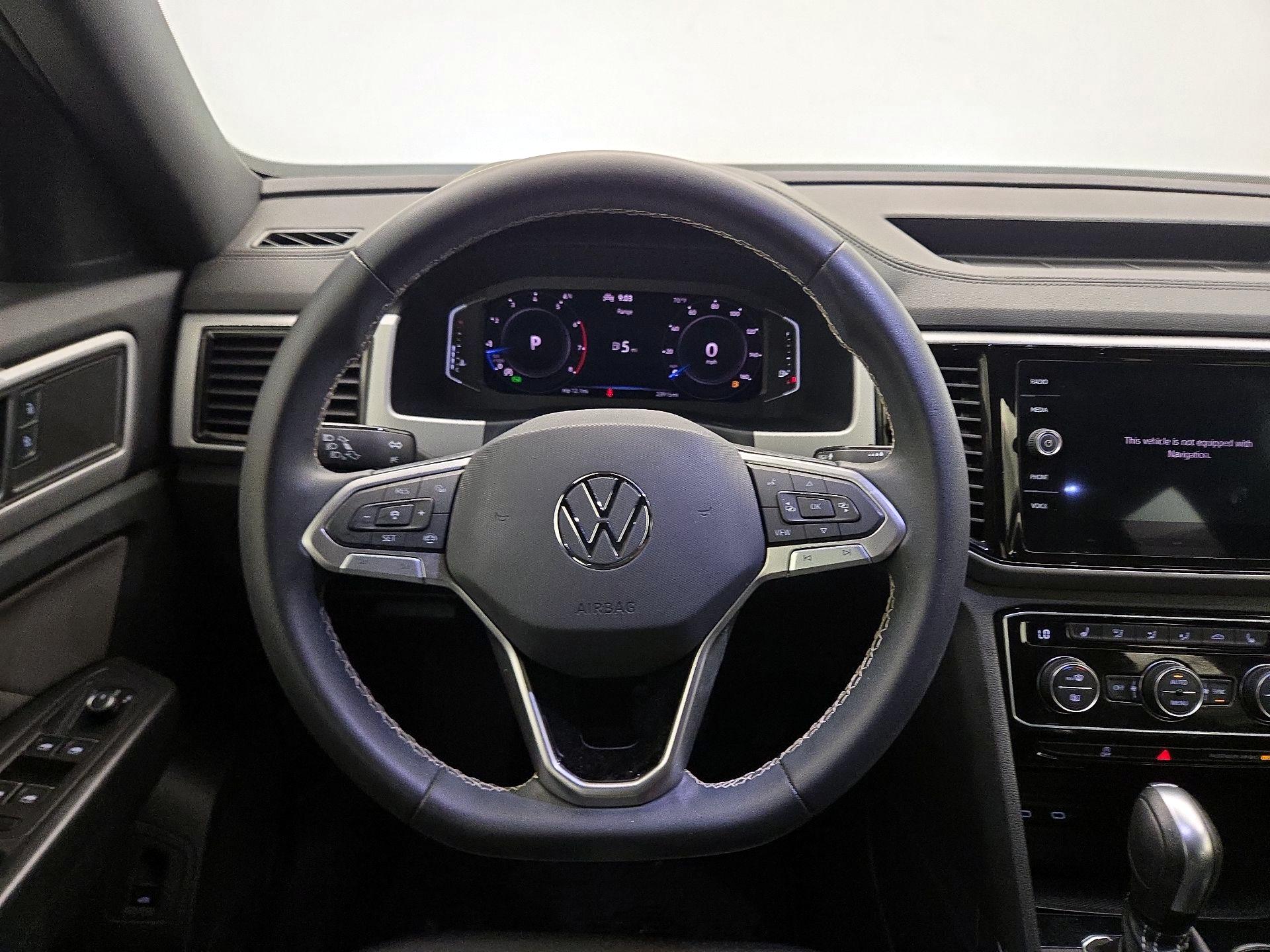 Thumbnail: 2023 Volkswagen Atlas - 10