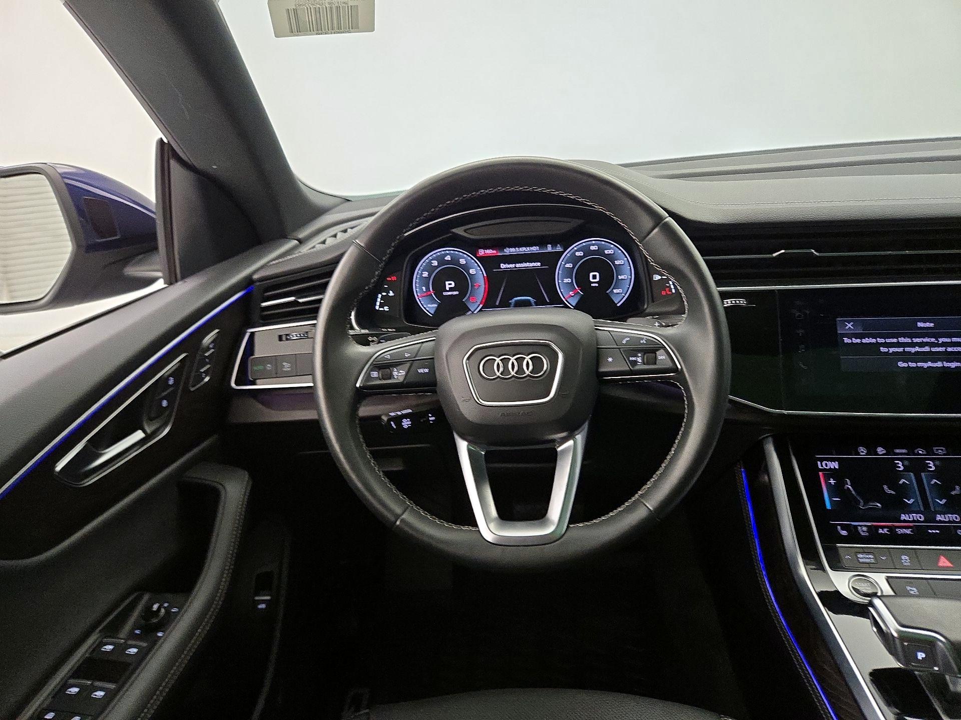 Thumbnail: 2023 Audi Q8 - 10