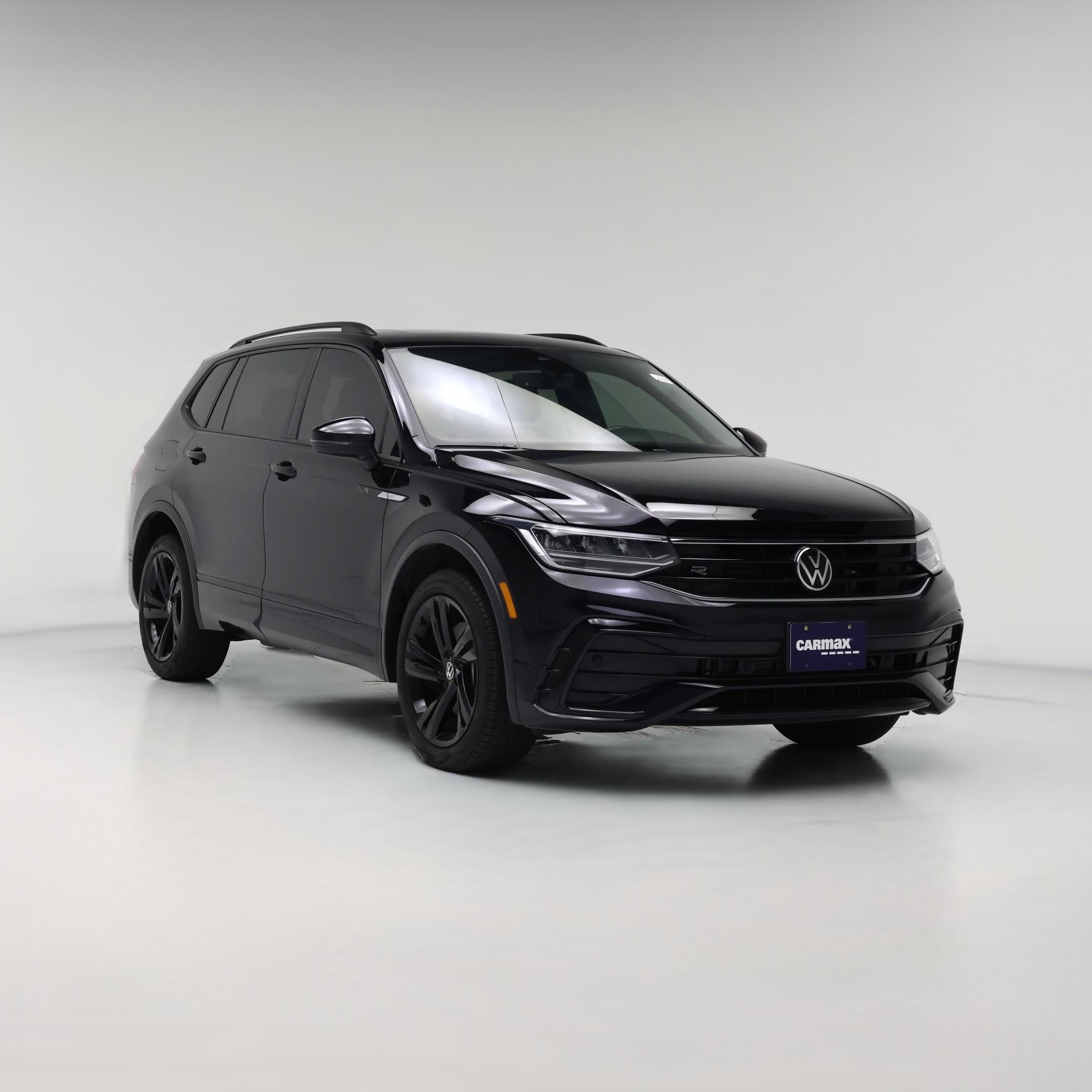 Thumbnail: 2023 Volkswagen Tiguan - 1
