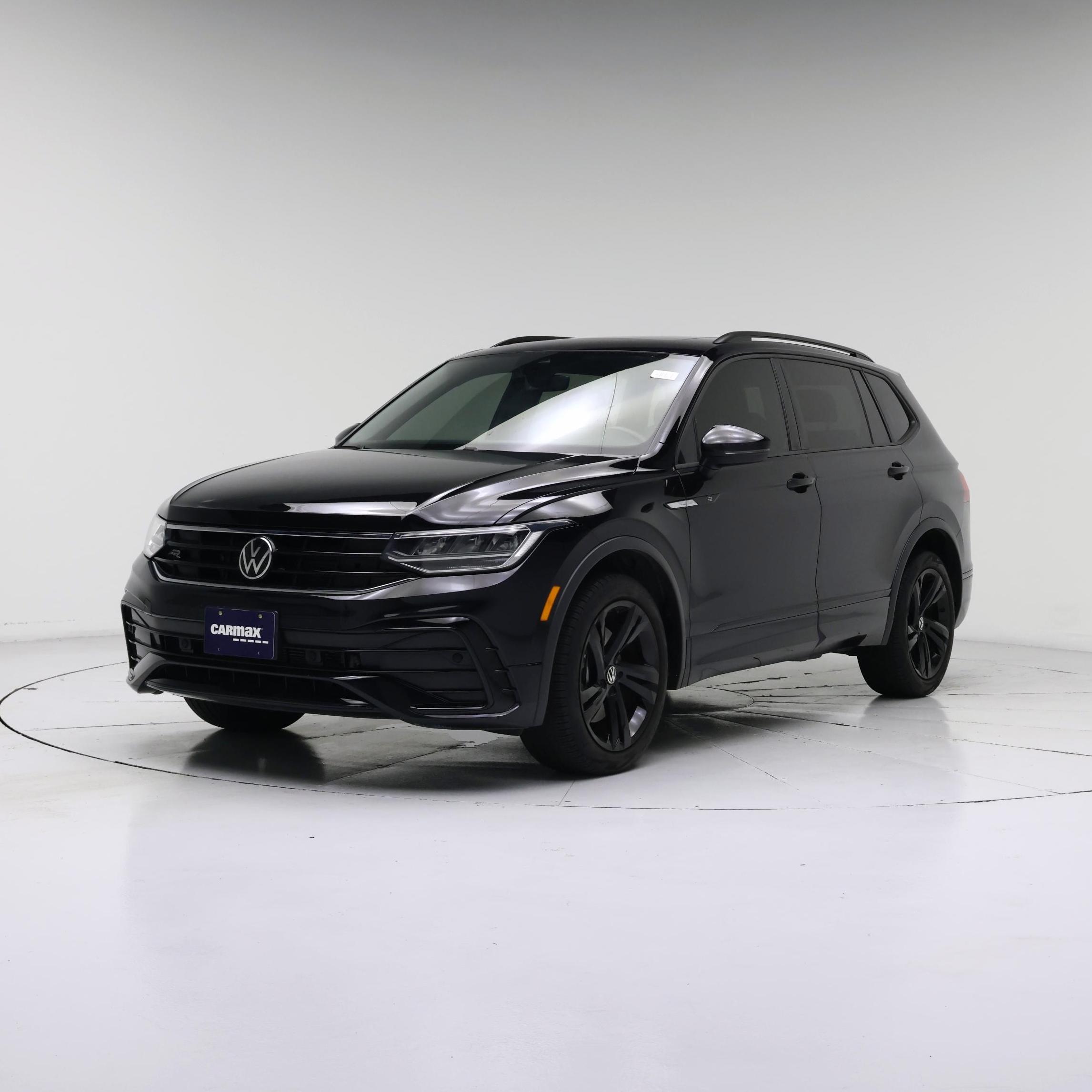 Thumbnail: 2023 Volkswagen Tiguan - 4