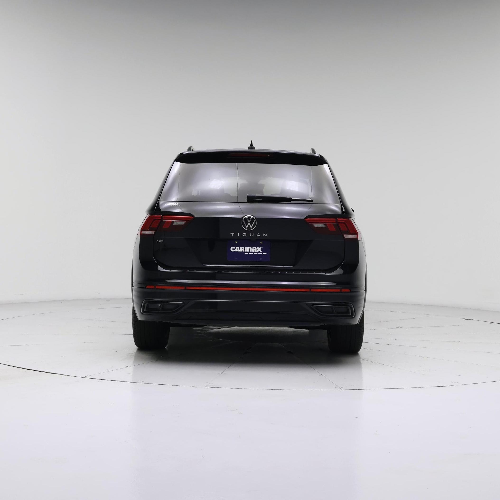 Thumbnail: 2023 Volkswagen Tiguan - 6