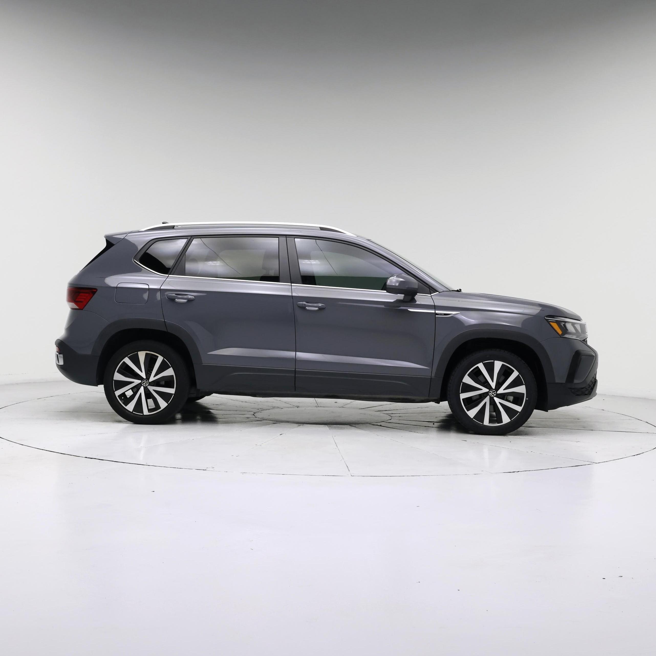 Thumbnail: 2023 Volkswagen Taos - 7