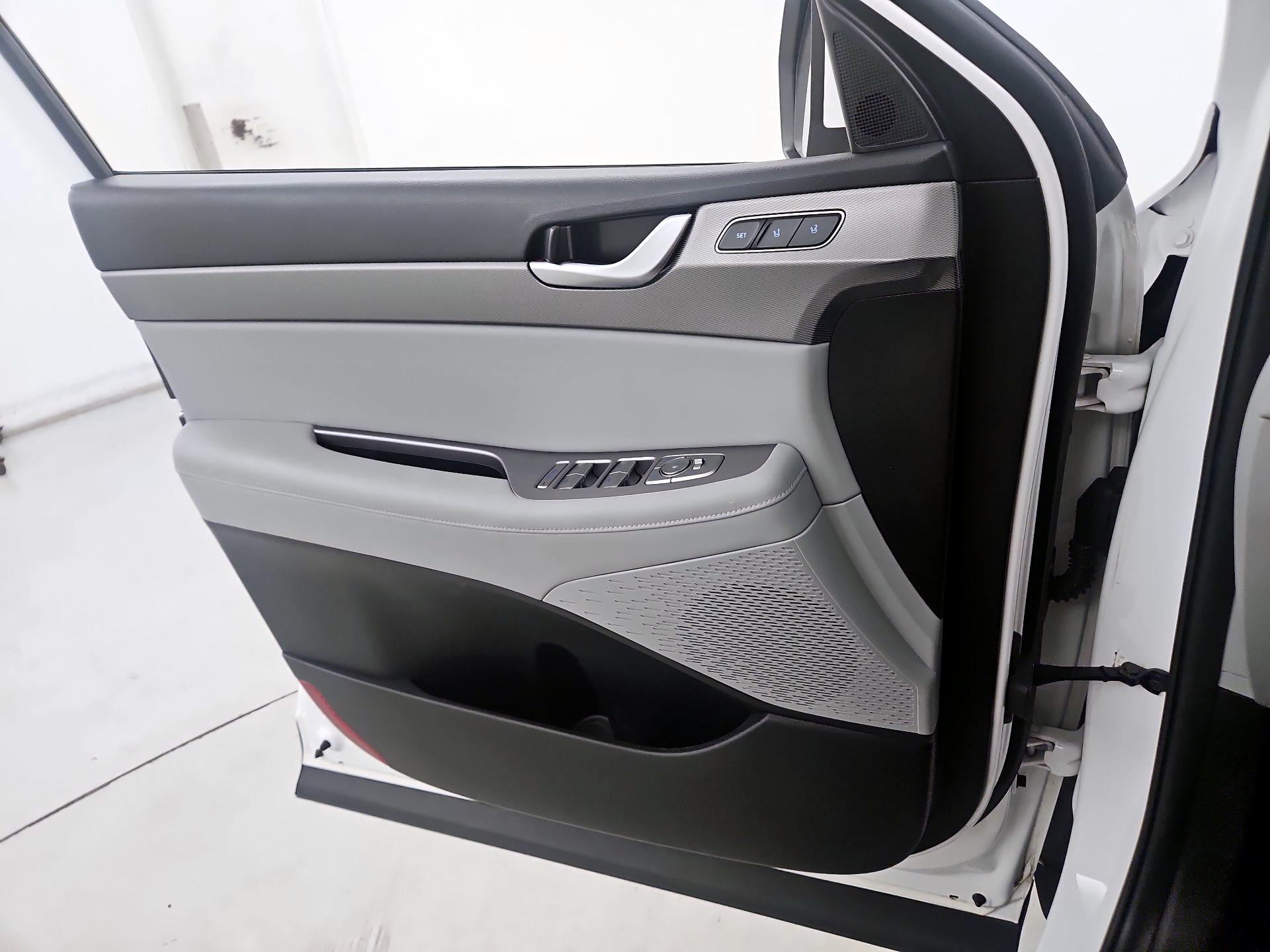 Thumbnail: 2021 Hyundai Palisade - 12