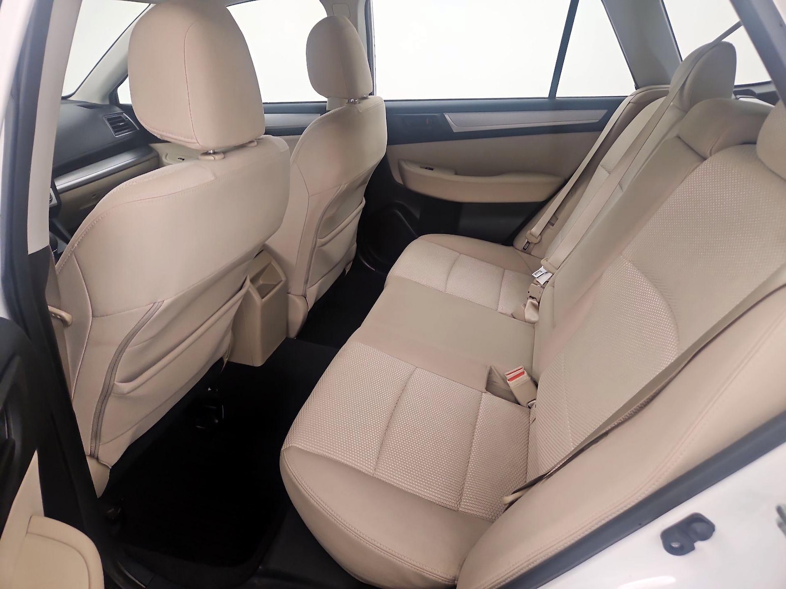 2017 Subaru Outback Base - Photo 18