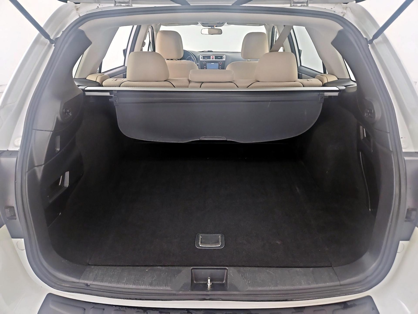 2017 Subaru Outback Base - Photo 19