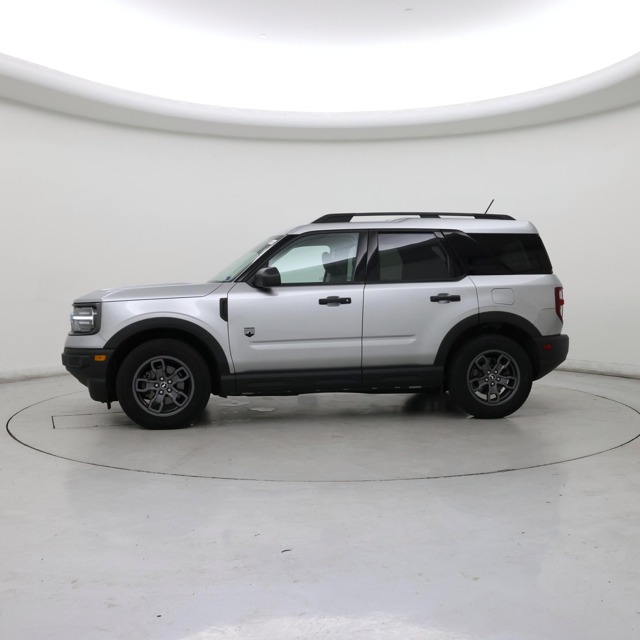 Thumbnail: 2022 Ford Bronco Sport - 3