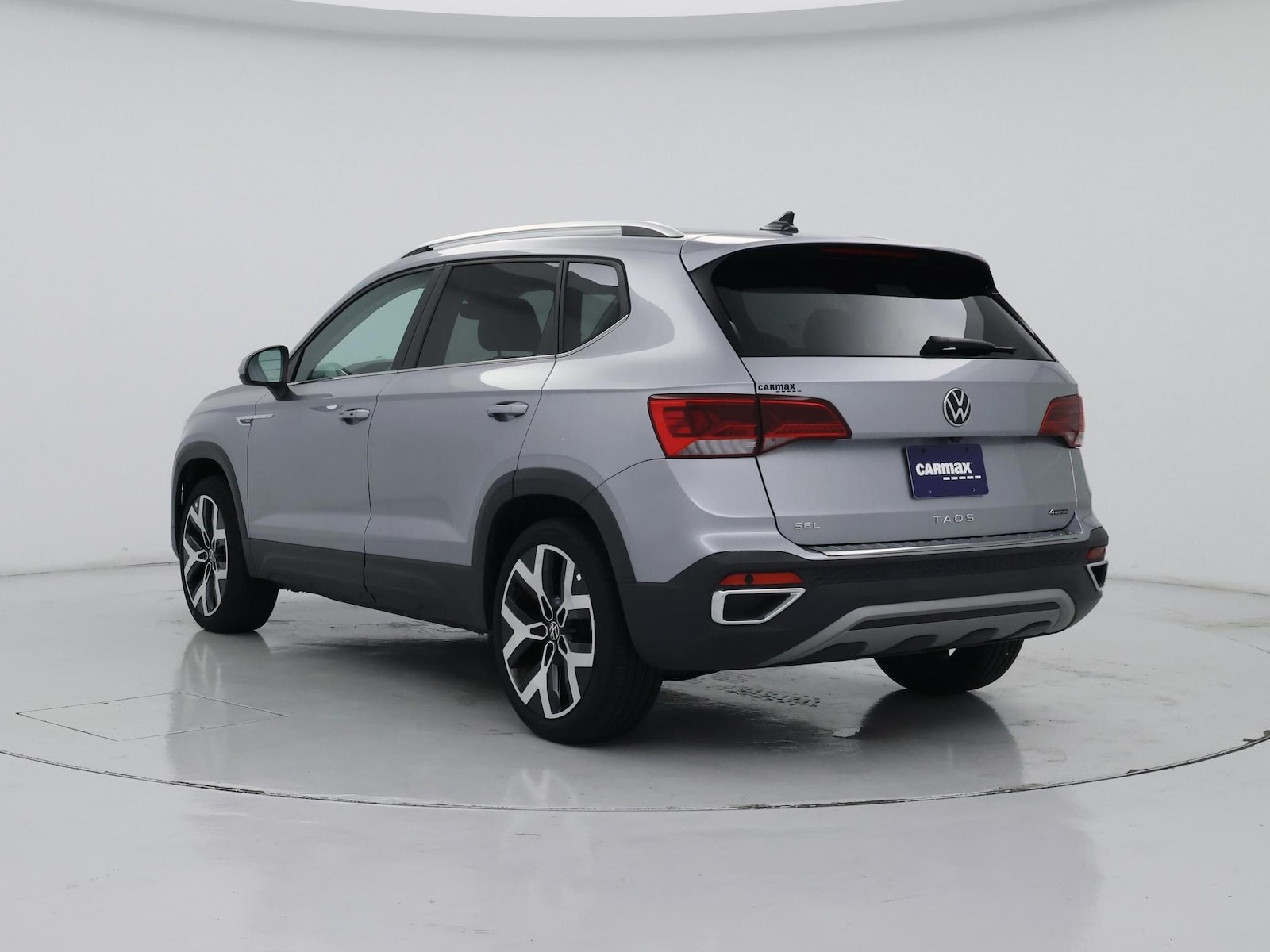 2023 Volkswagen Taos SEL - Photo 3