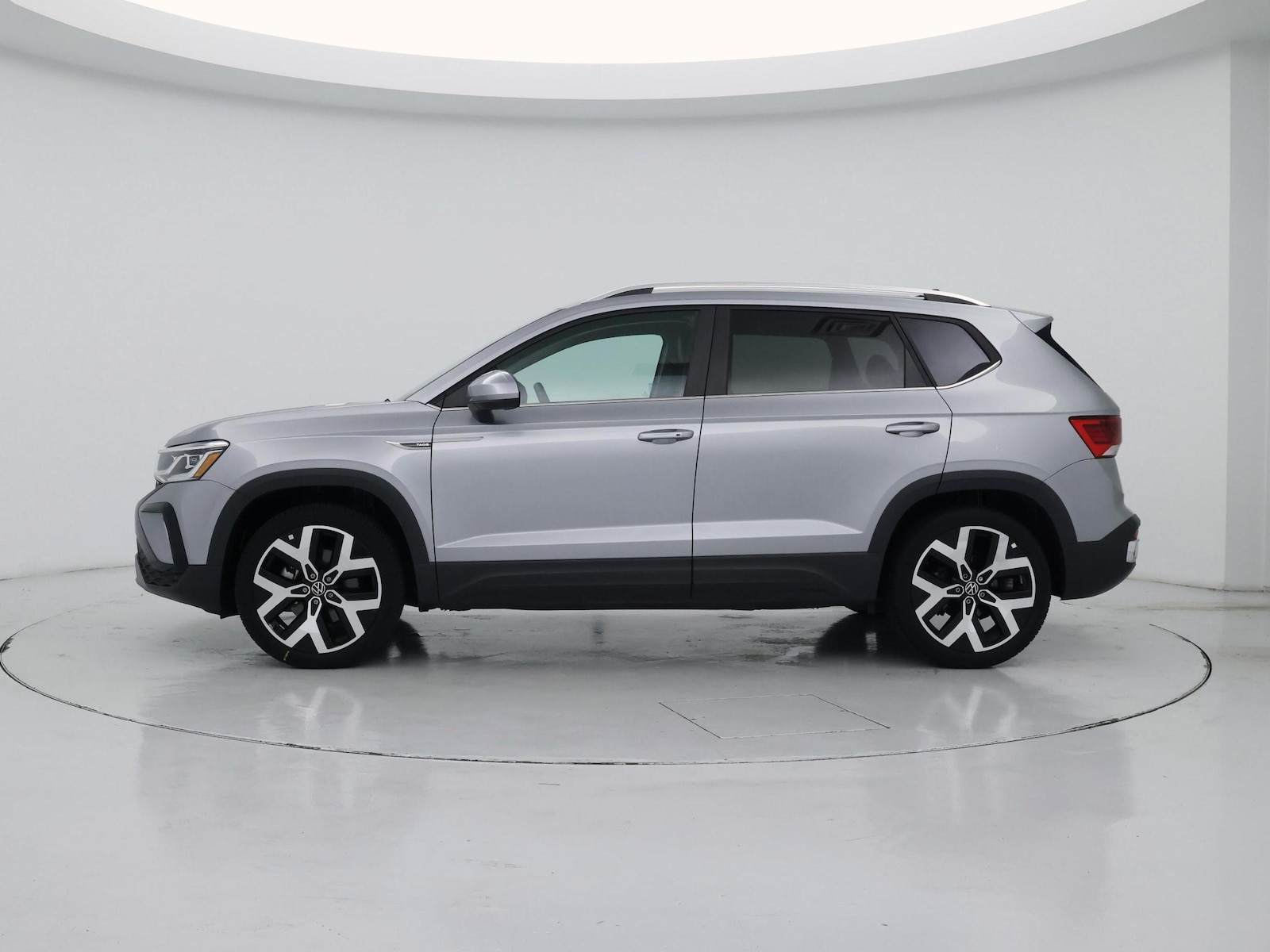 2023 Volkswagen Taos SEL - Photo 4
