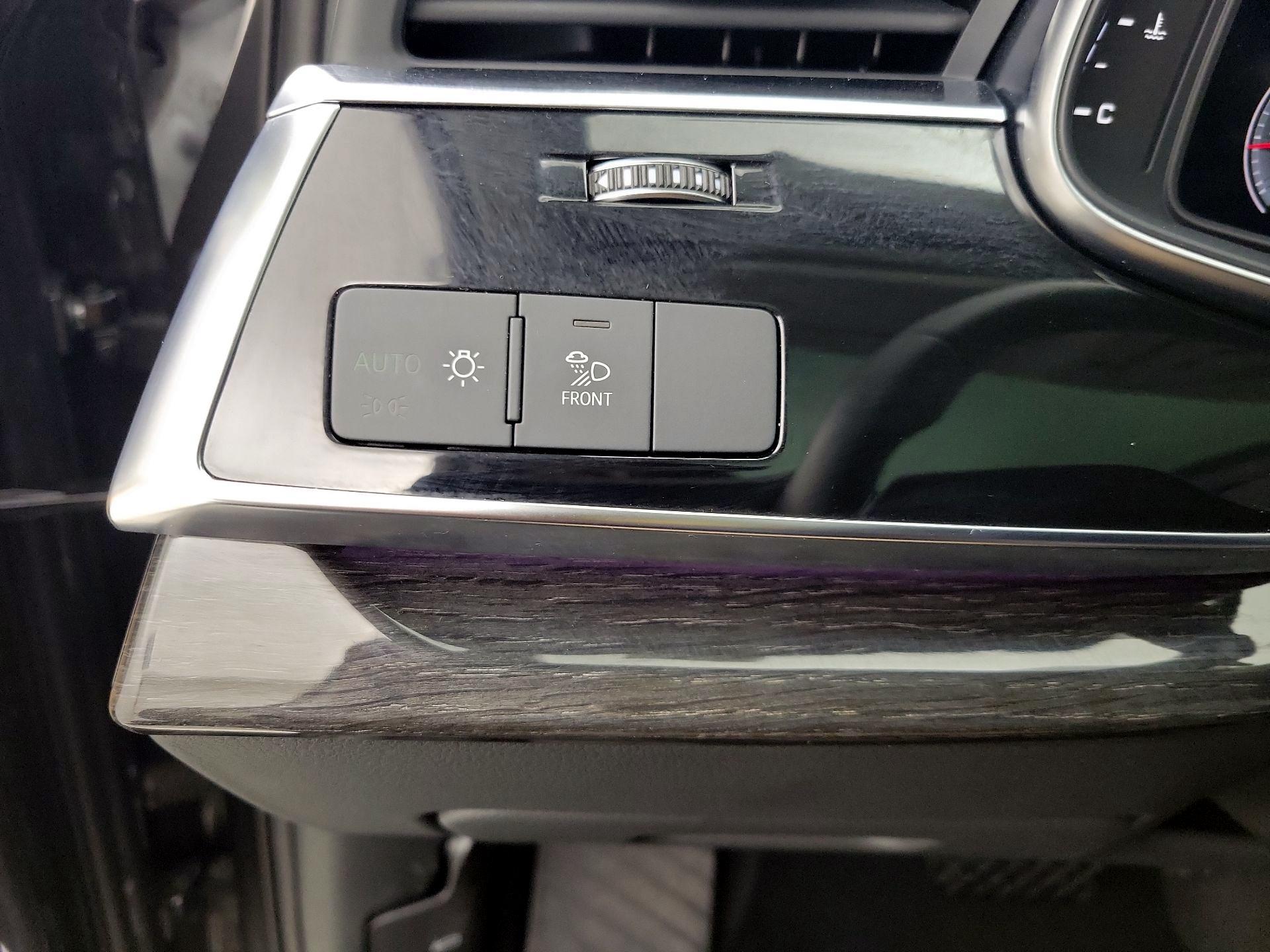 Thumbnail: 2023 Audi Q7 - 13