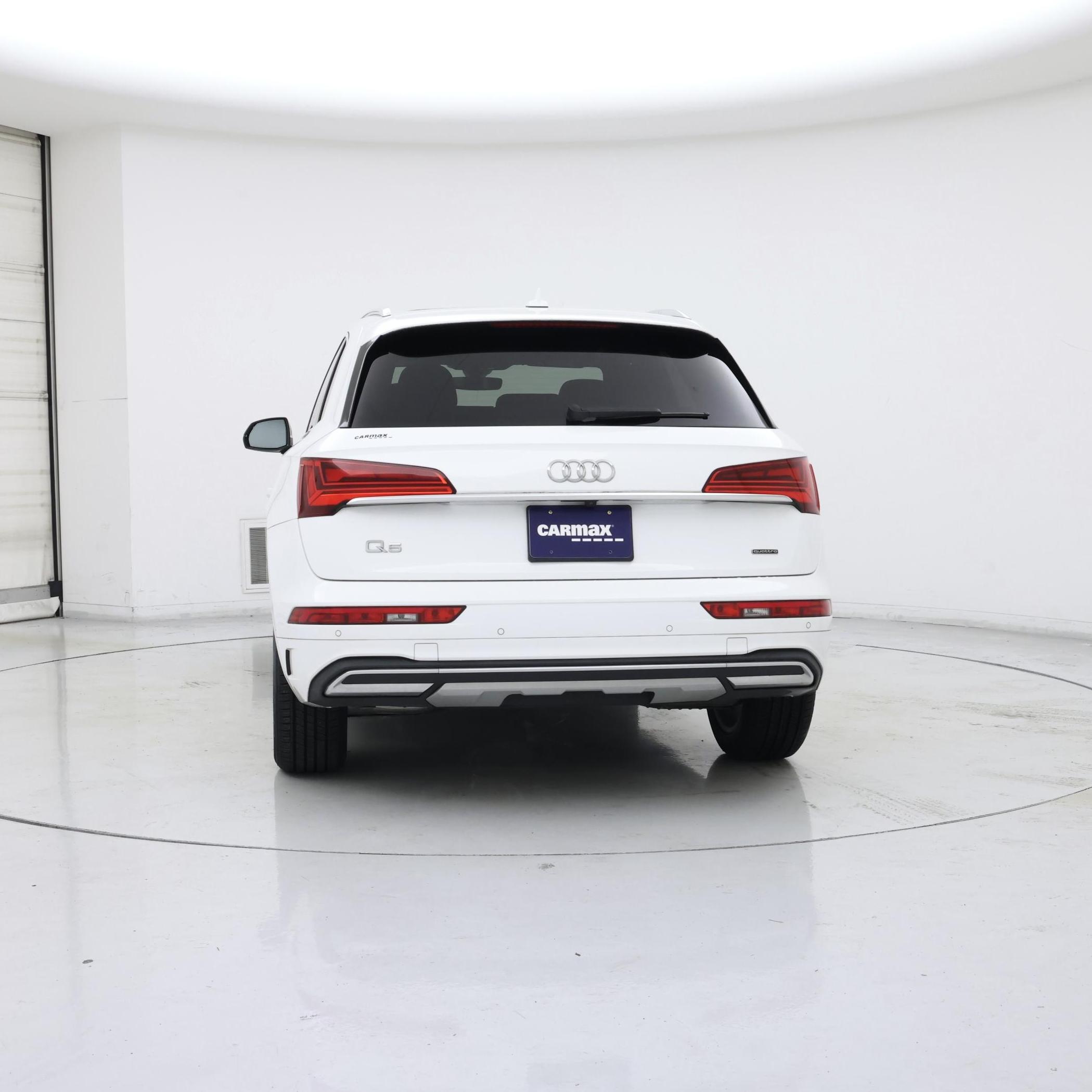 Thumbnail: 2023 Audi Q5 - 6