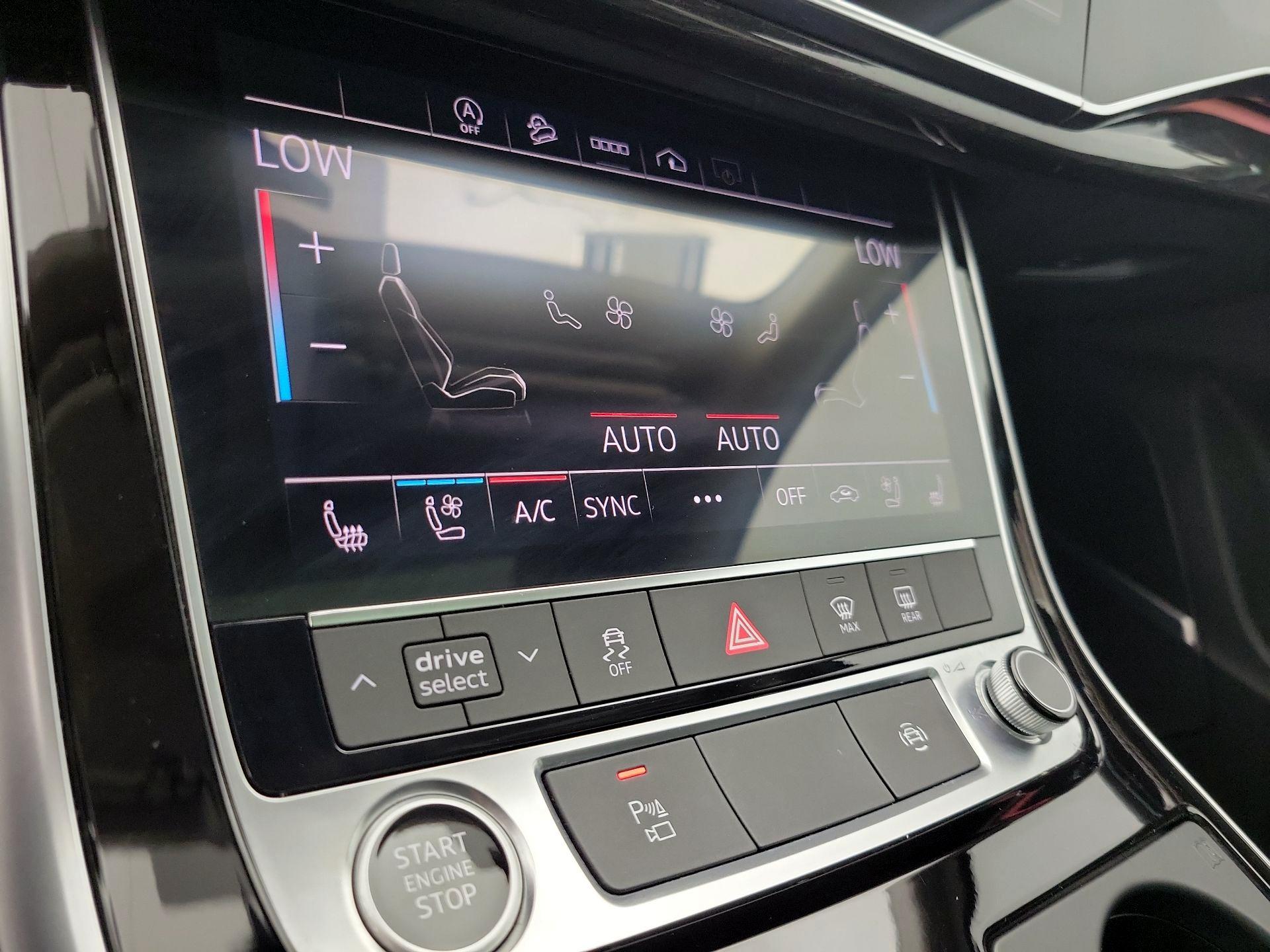 Thumbnail: 2023 Audi Q7 - 17