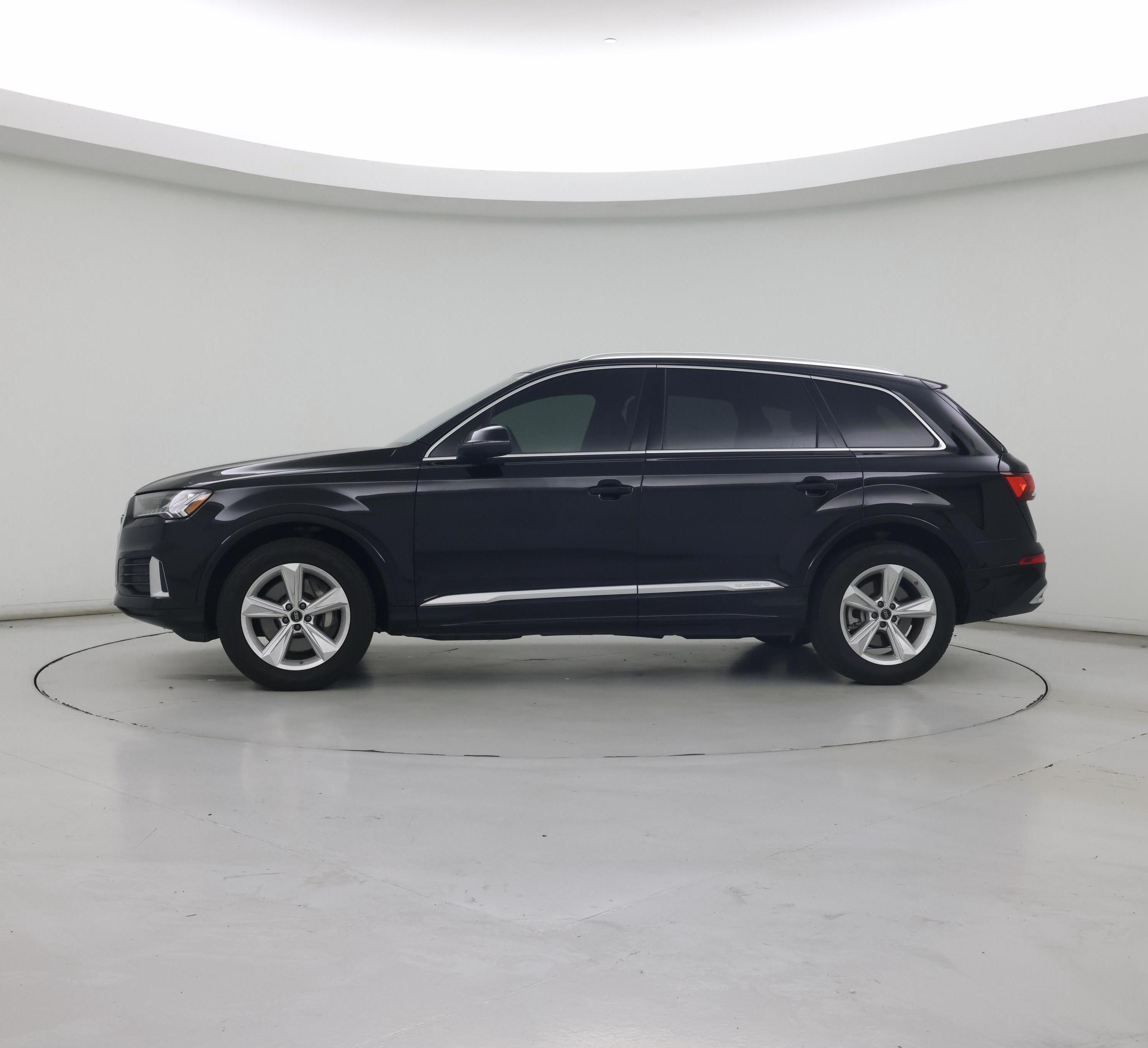Thumbnail: 2023 Audi Q7 - 3